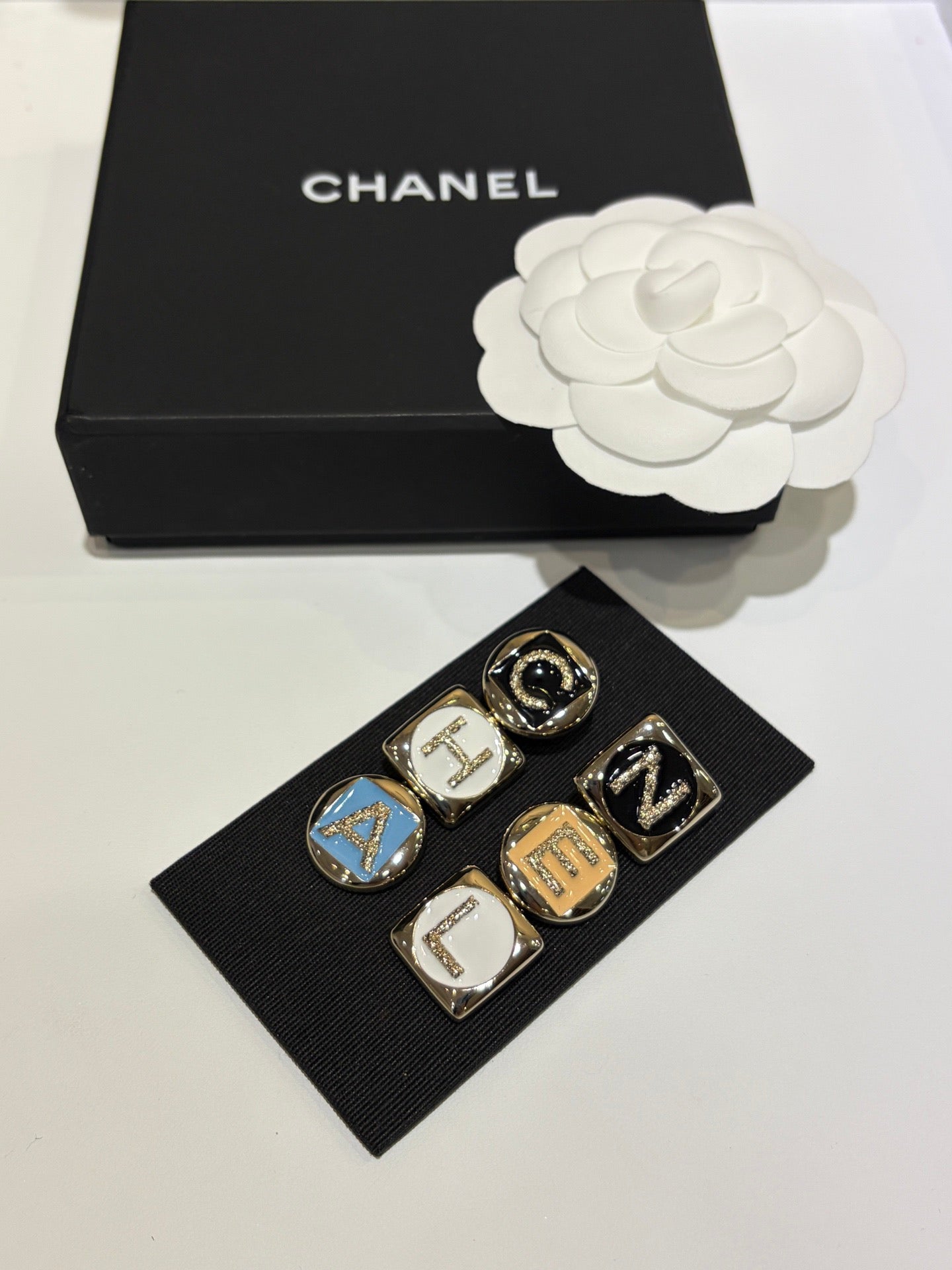 CC EARRINGS