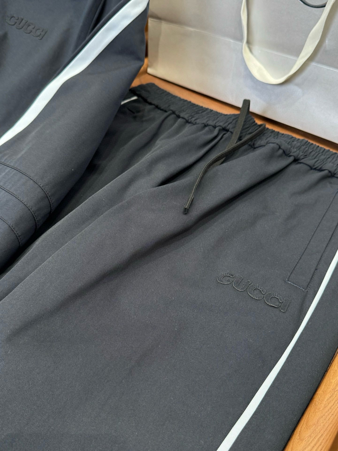 GG JOGGERS