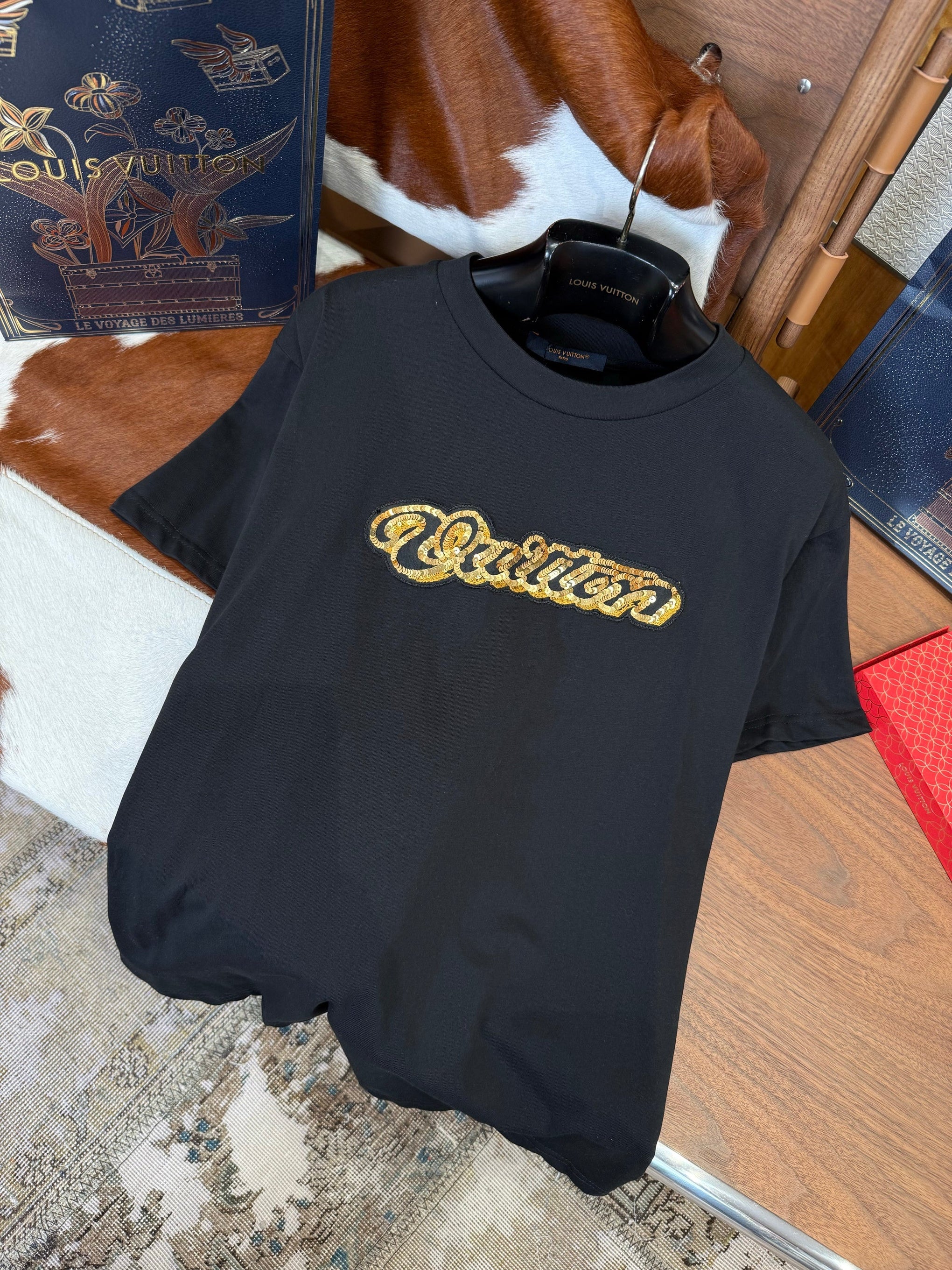 LOU T-SHIRT