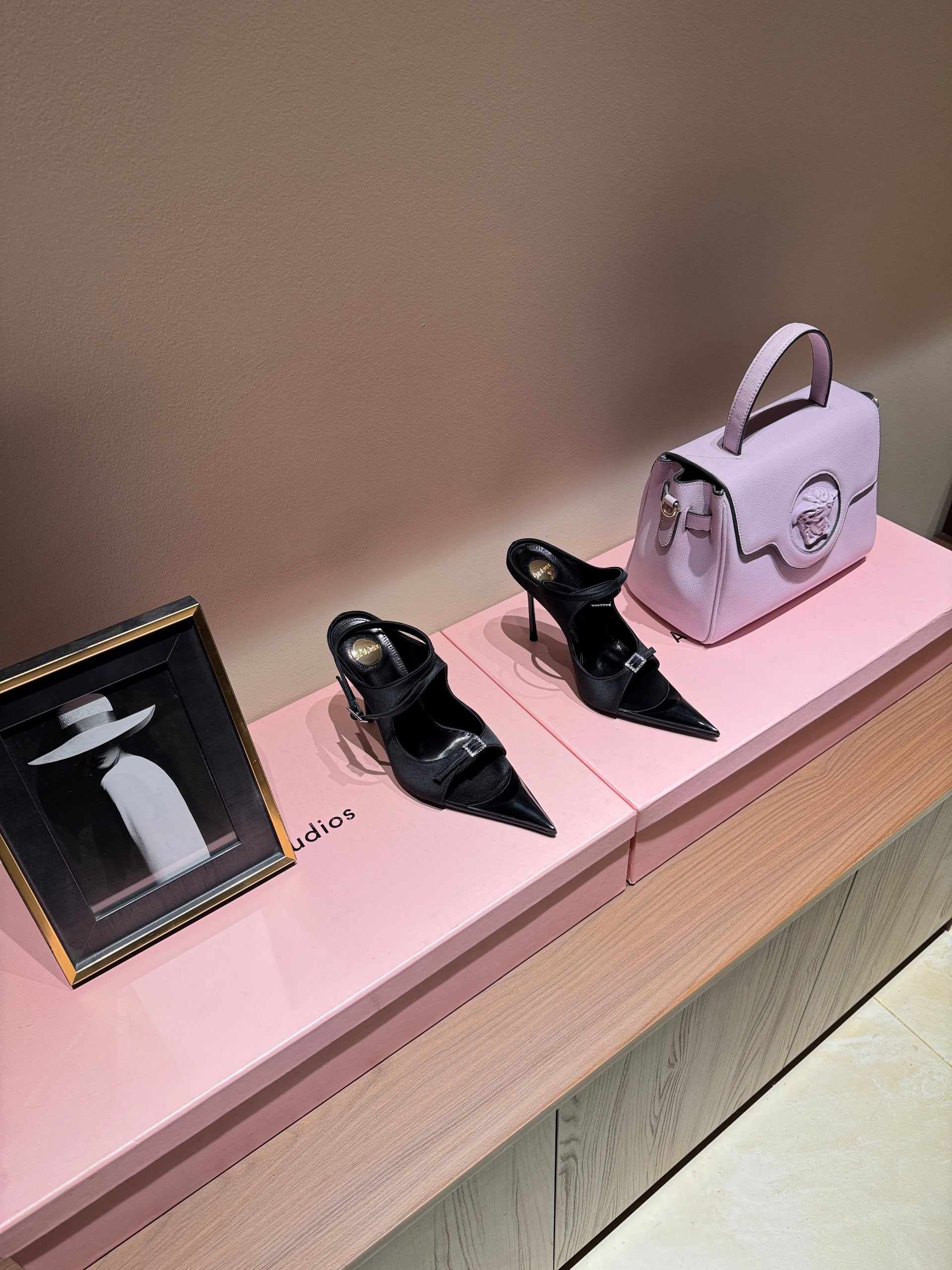 SL HEELS