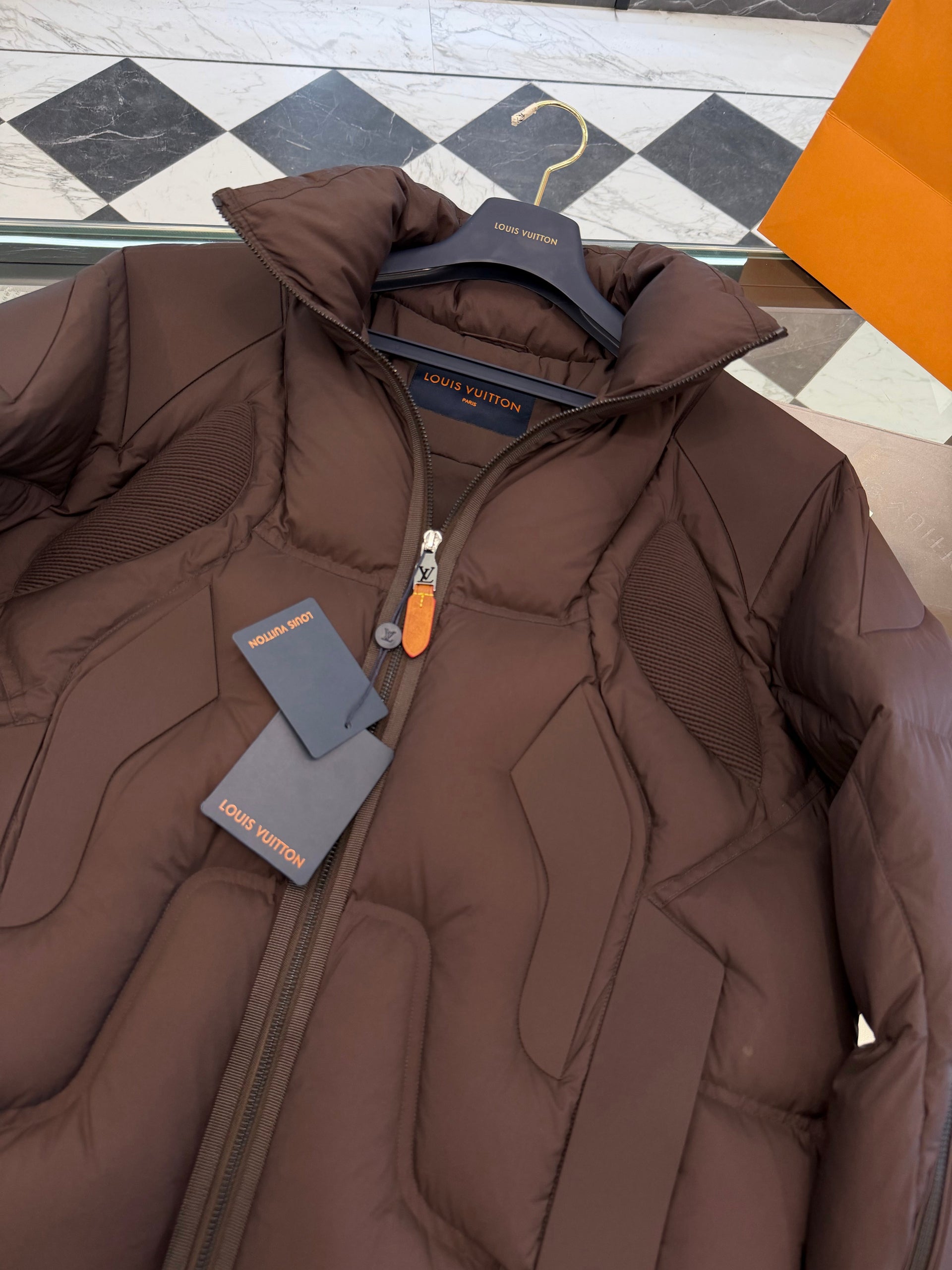 LOU JACKET