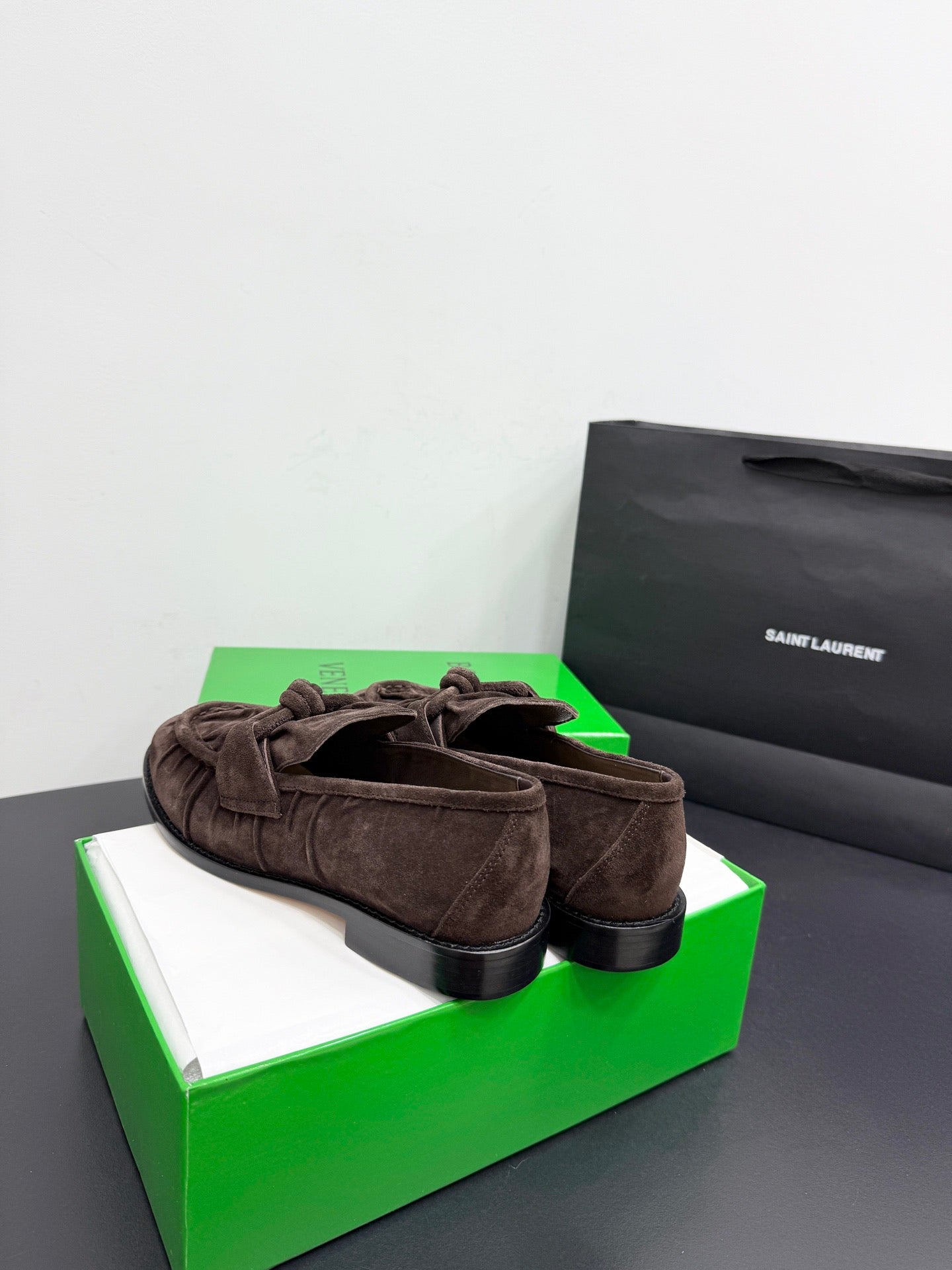 BOTT V LOAFERS