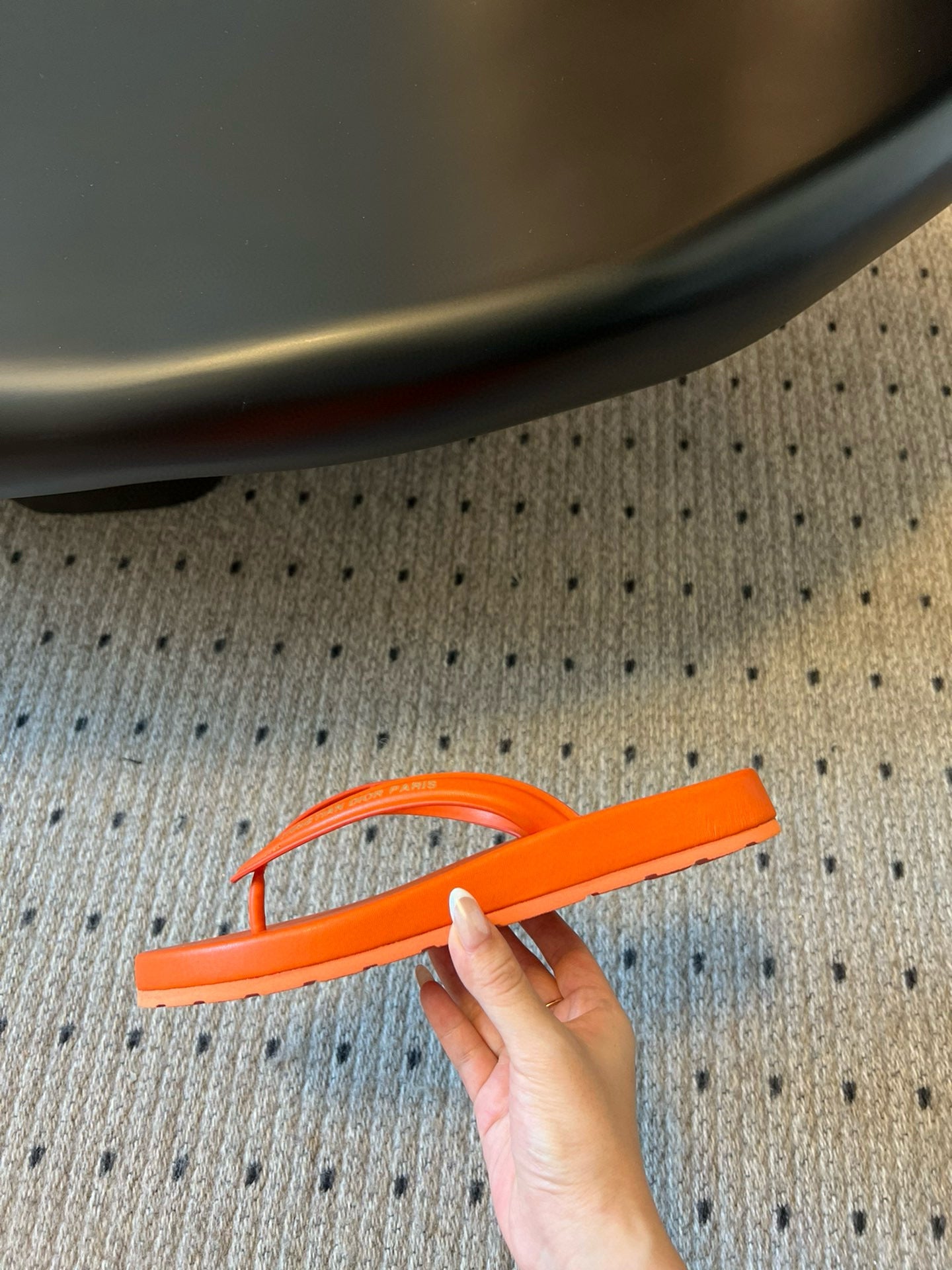 CD THONG SANDAL