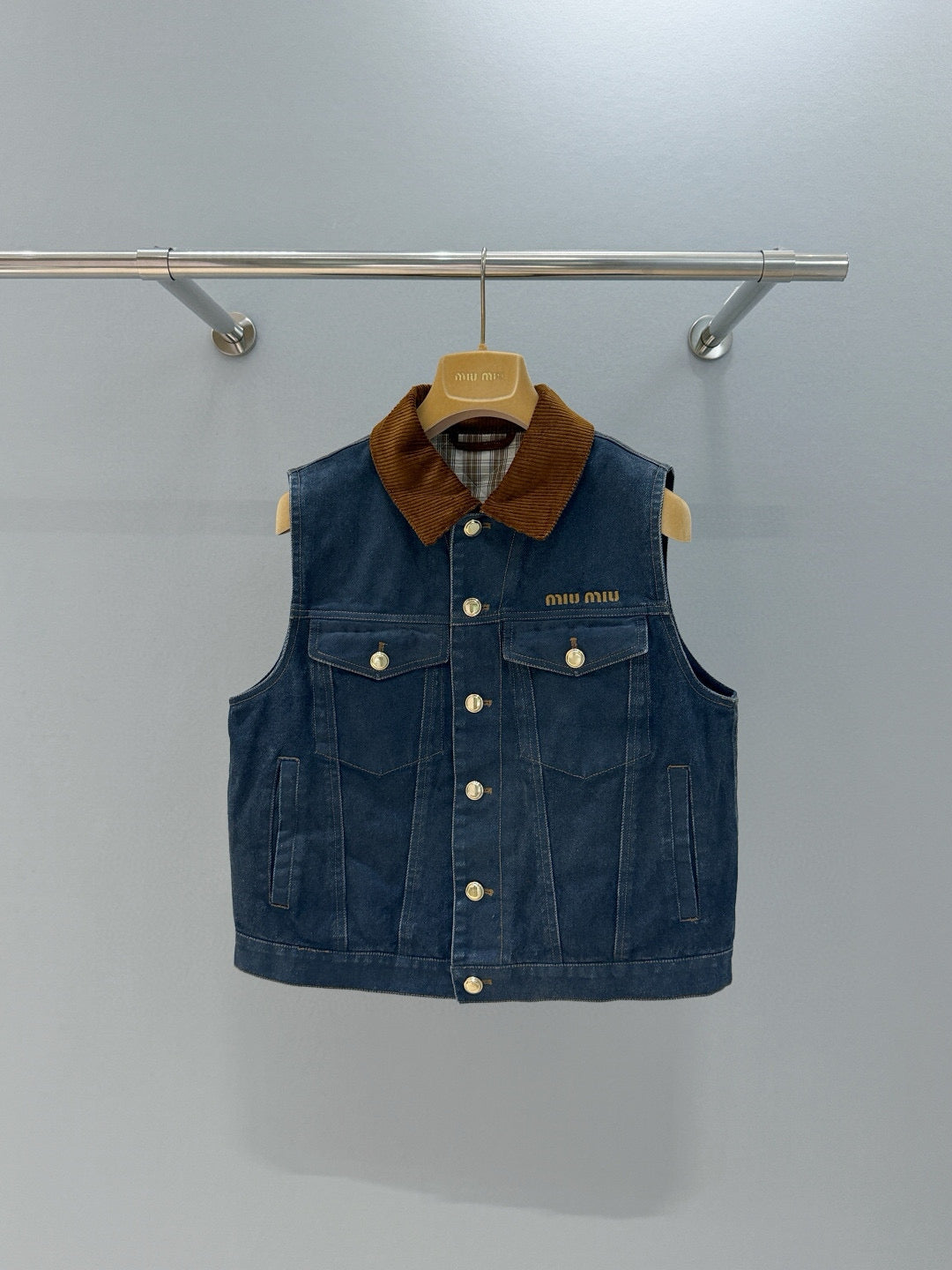MIU M VEST