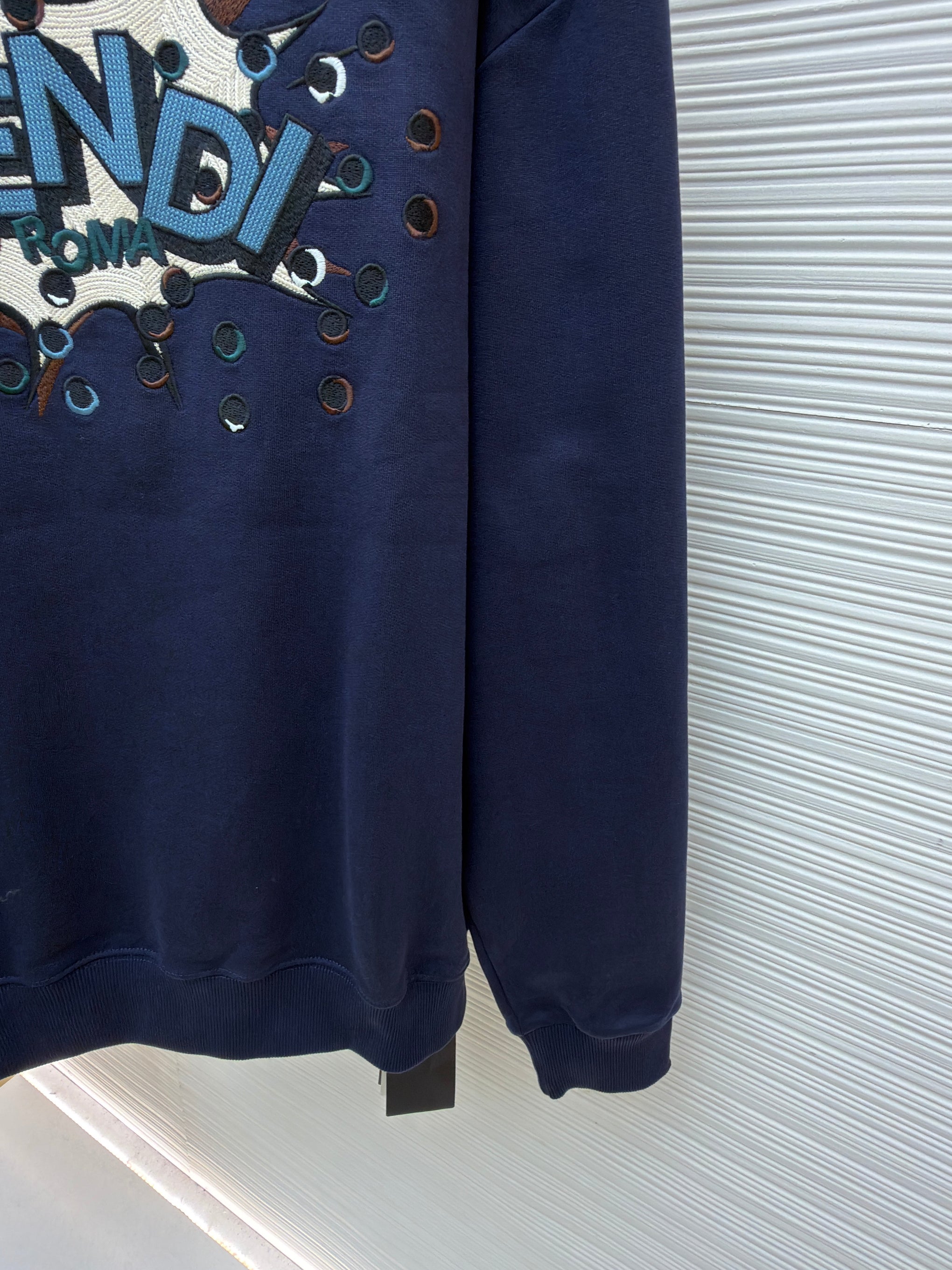 FEN SWEATSHIRT