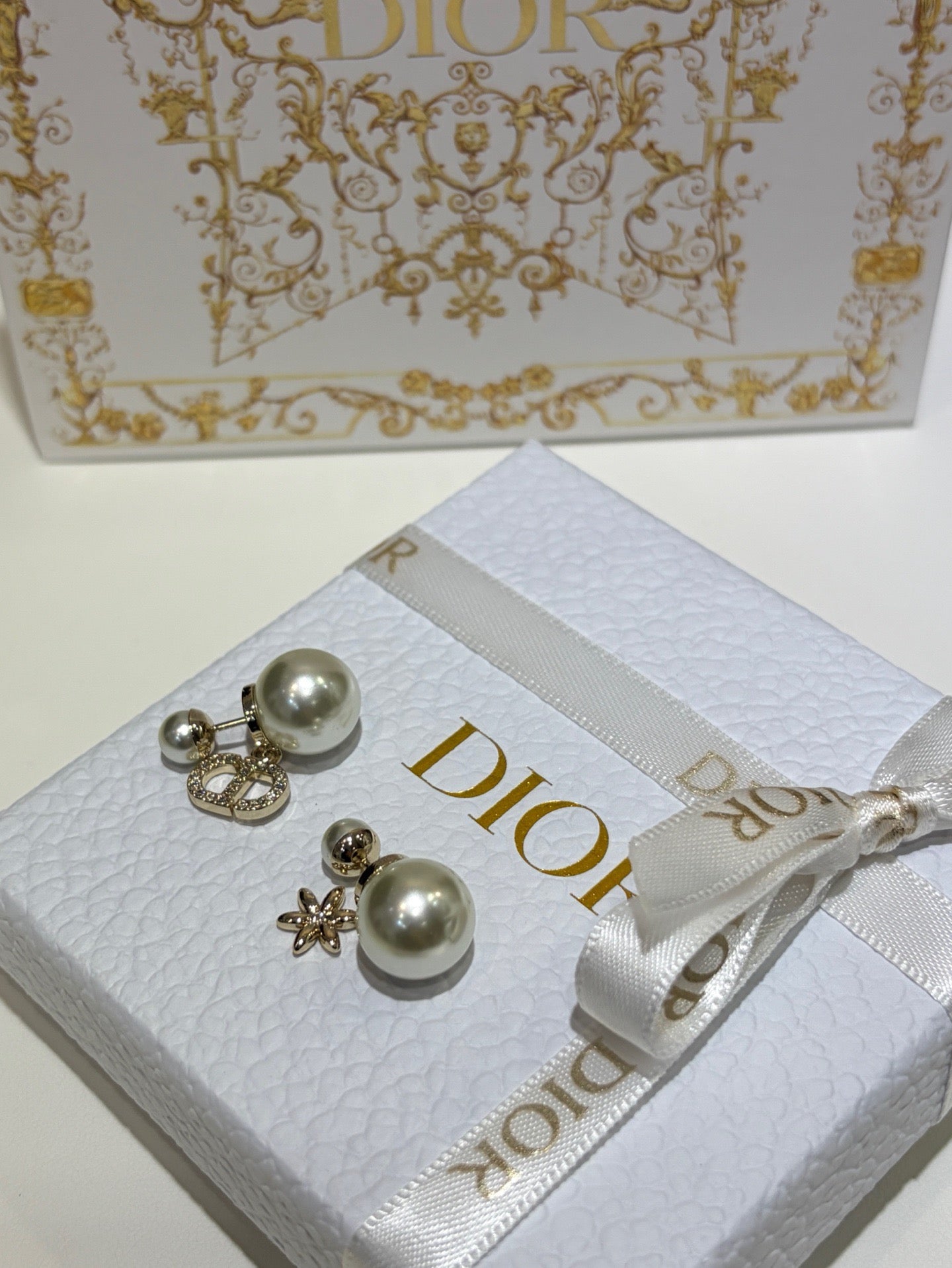 CD EARRINGS