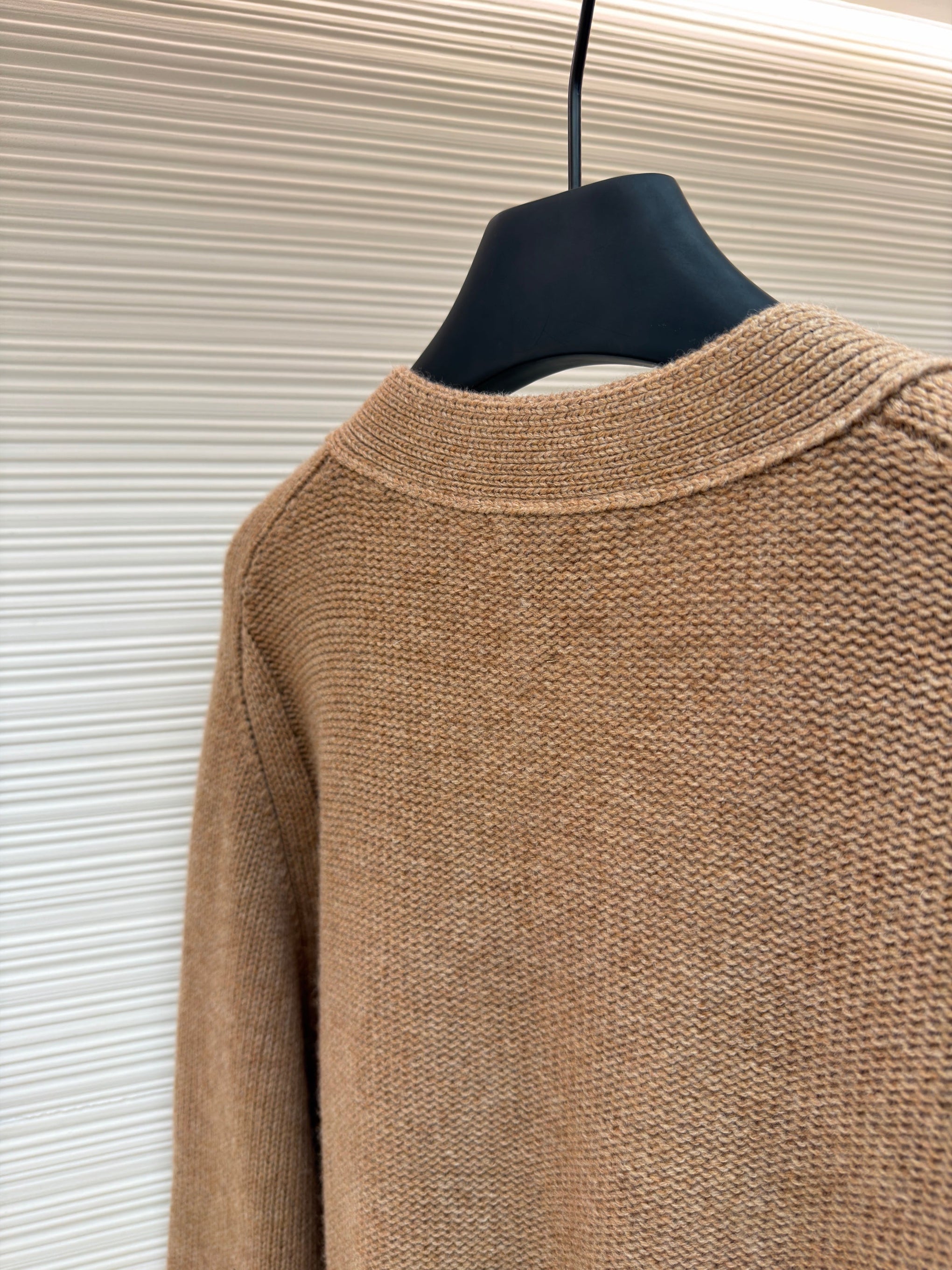 BOTT V WOOL CARDIGAN