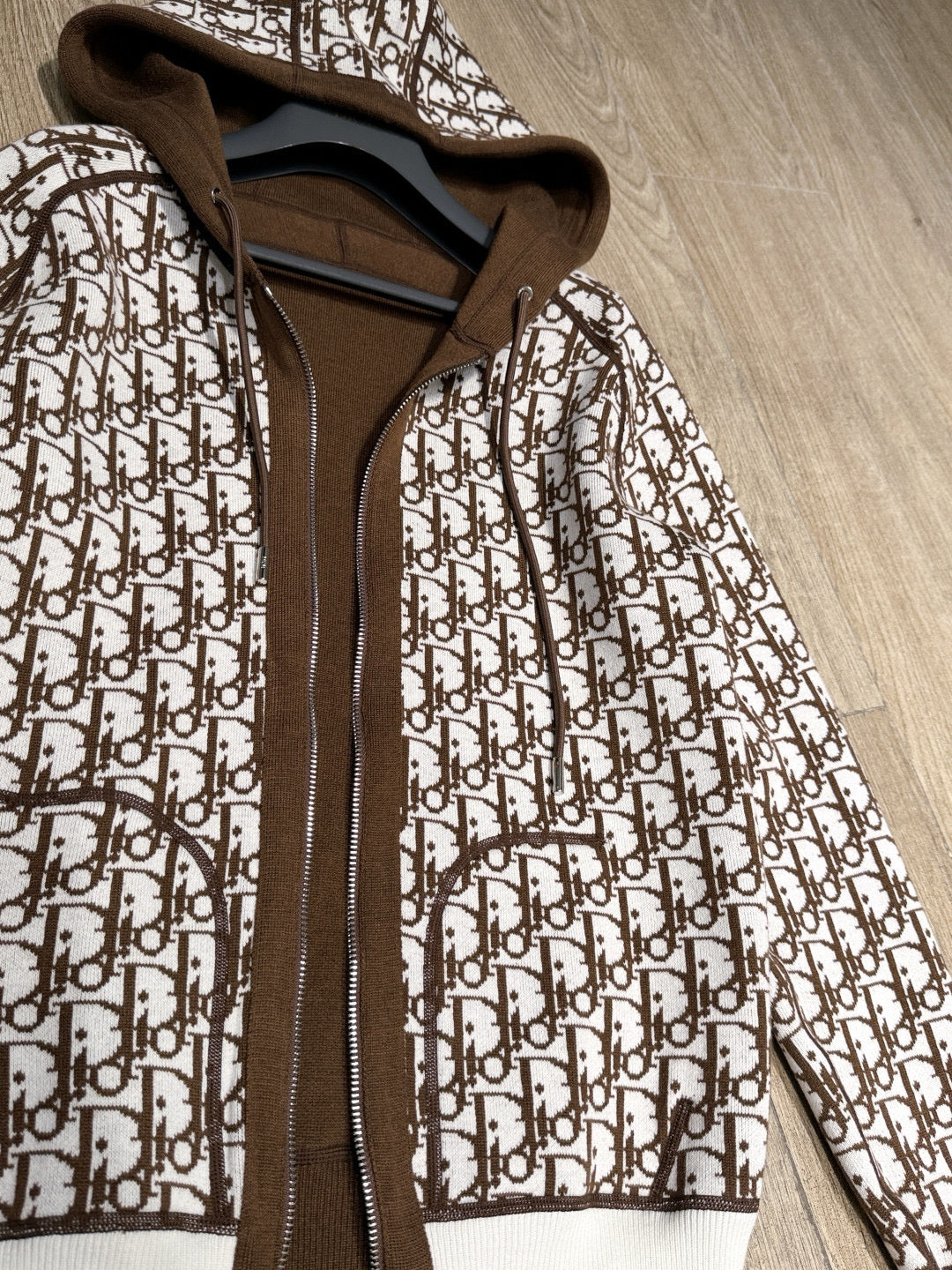 CD ZIP HOODIE