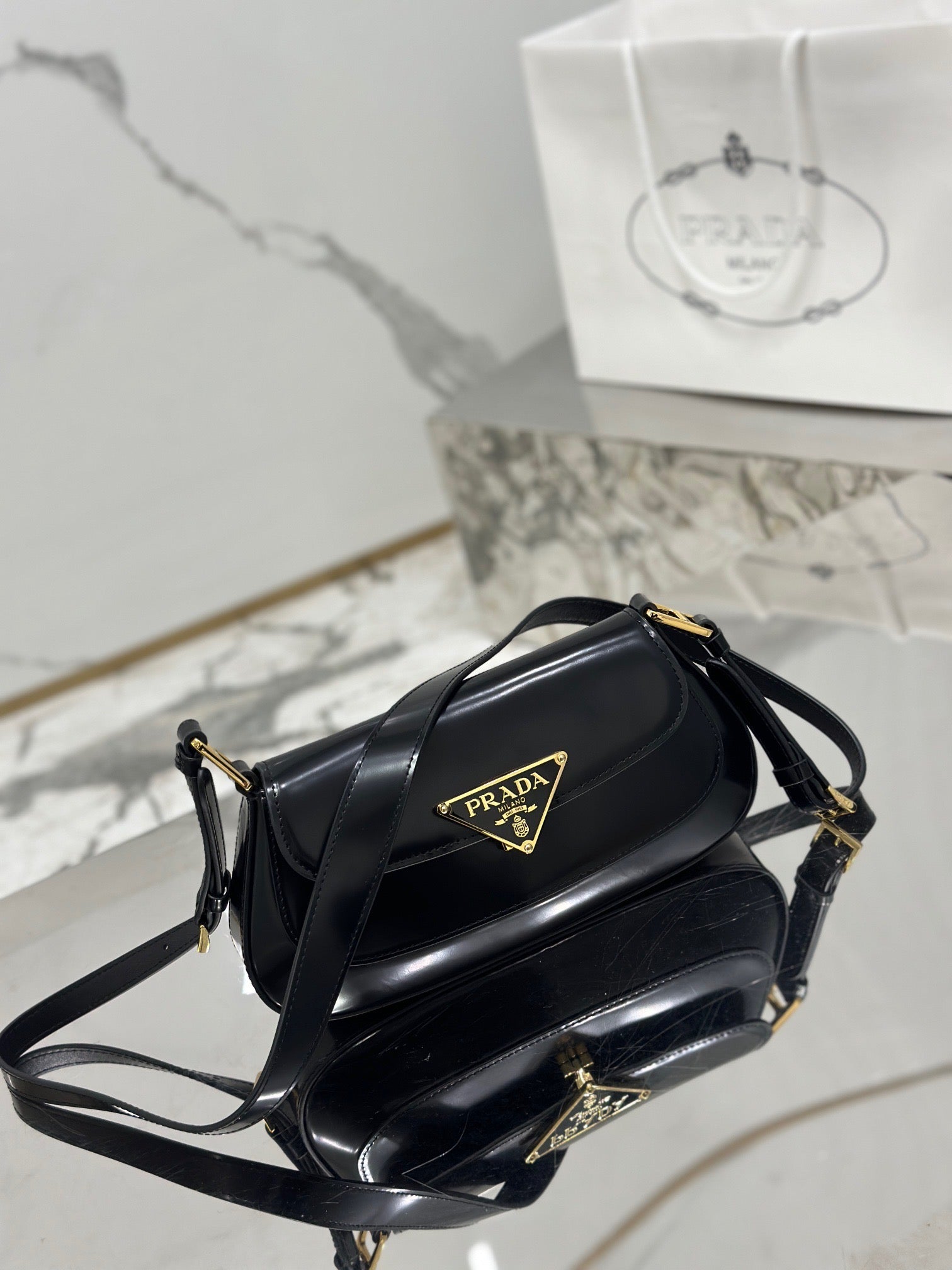 PD SHOULDER BAG