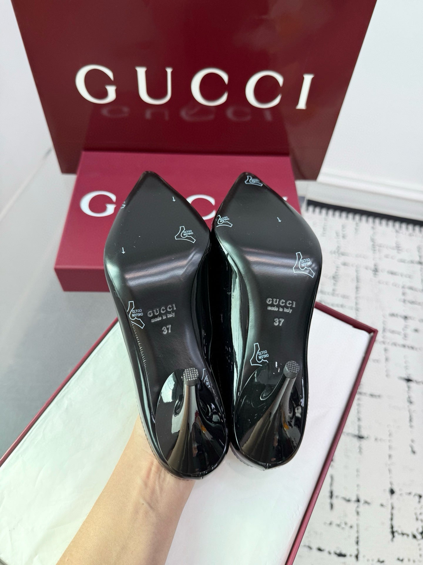 GG HEELS