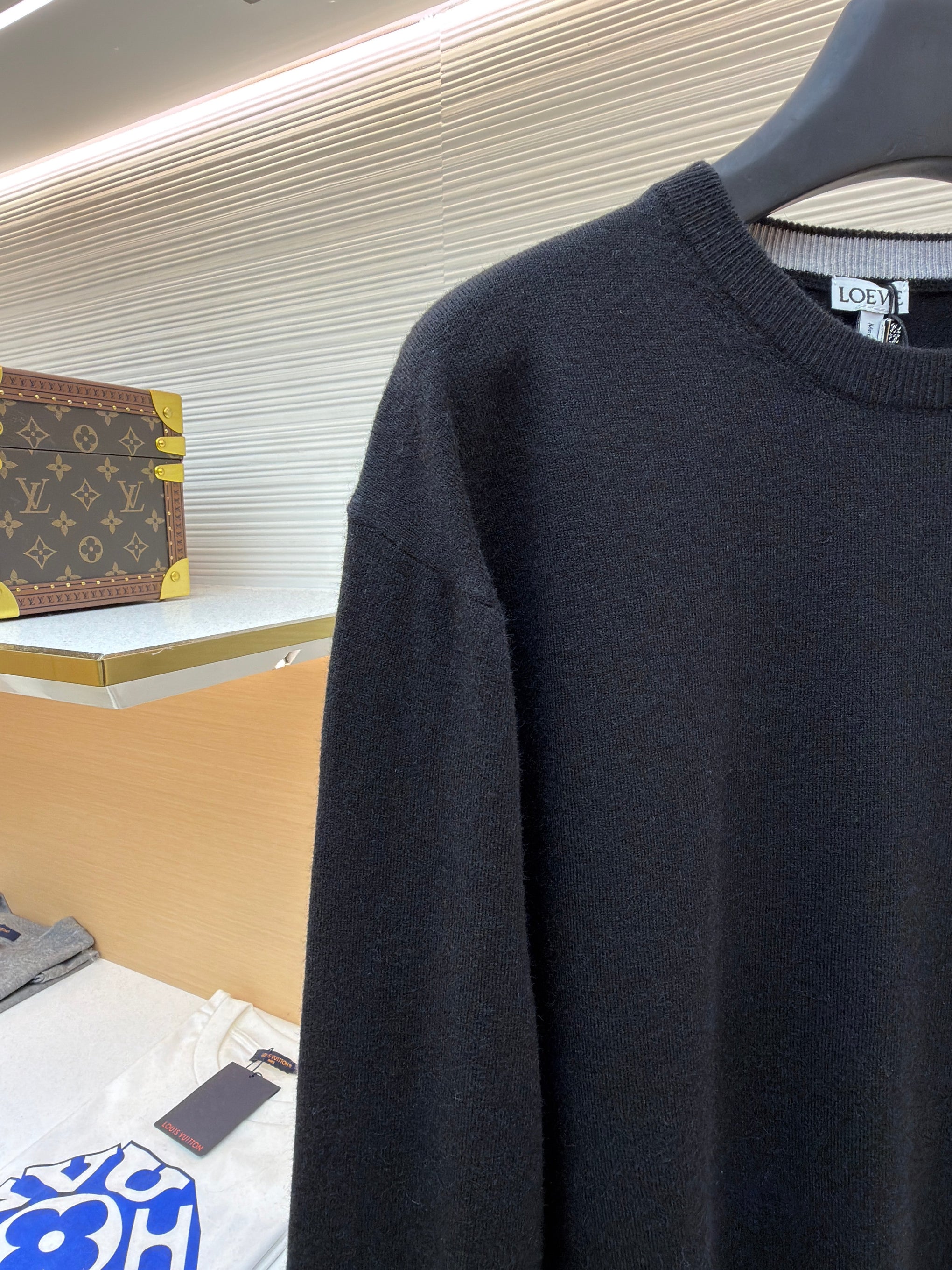 LOEW JUMPER