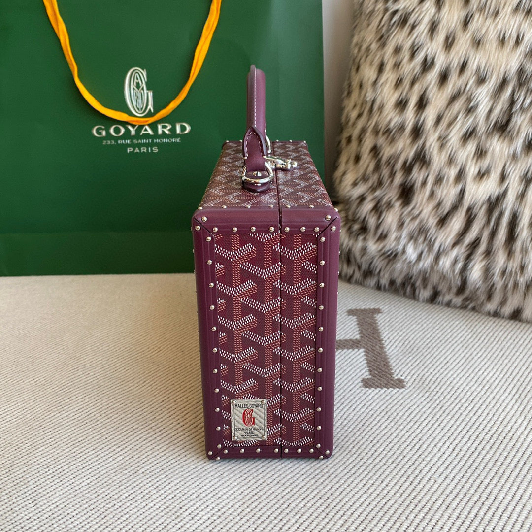 GOYA GRAND HOTEL TRUNK BAG