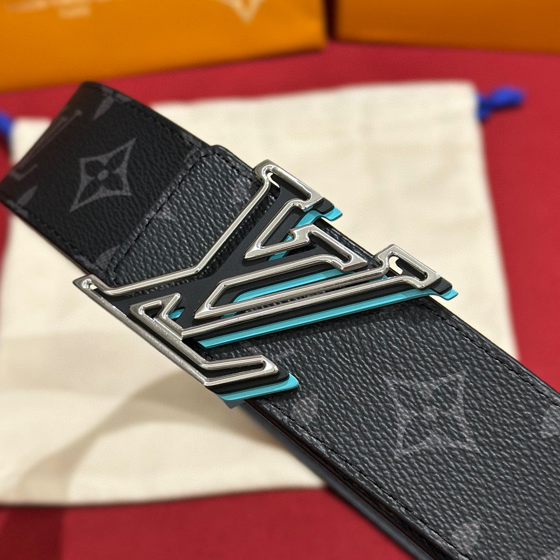 LOU BELT