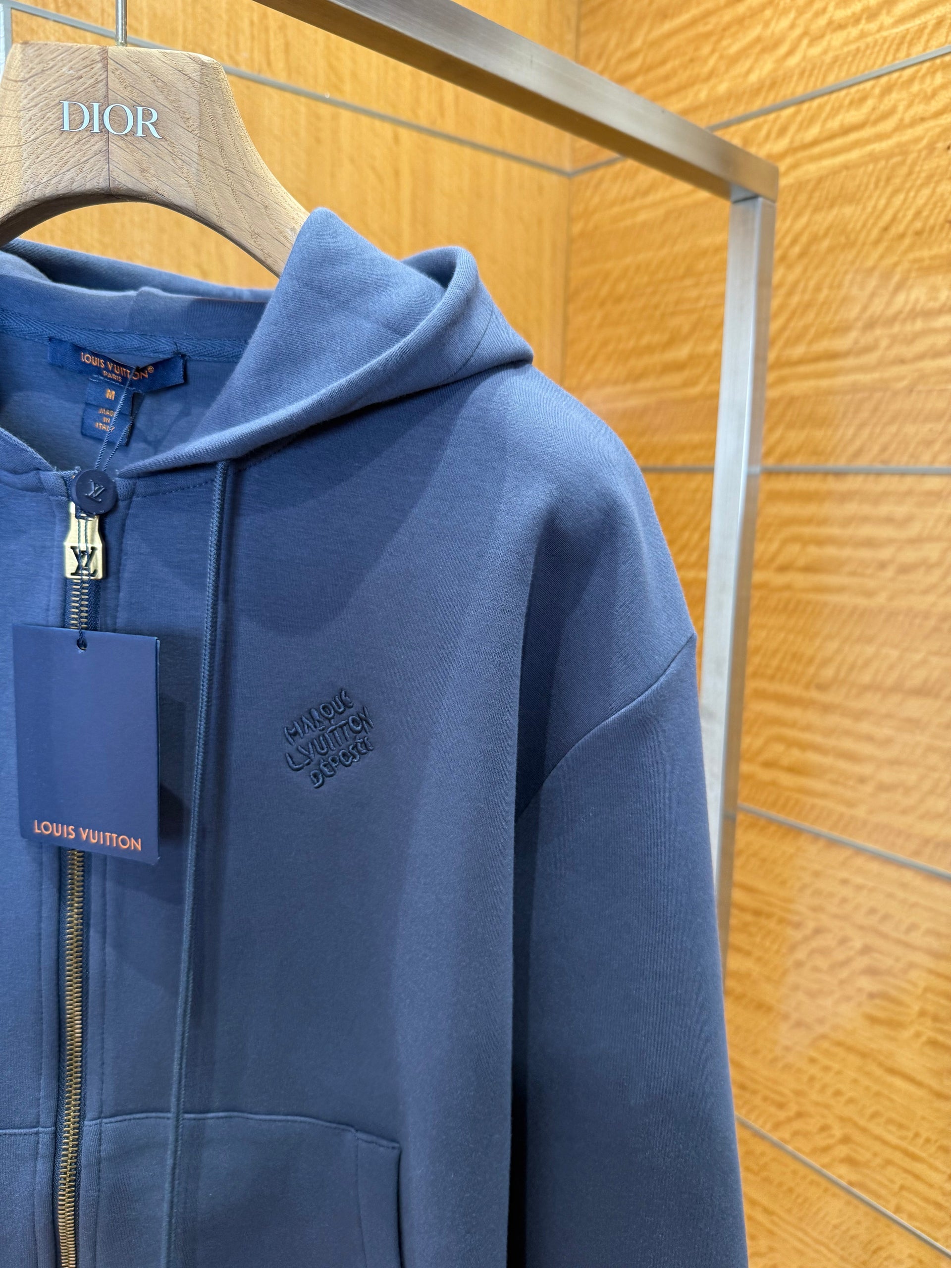 LOU ZIP HOODIE