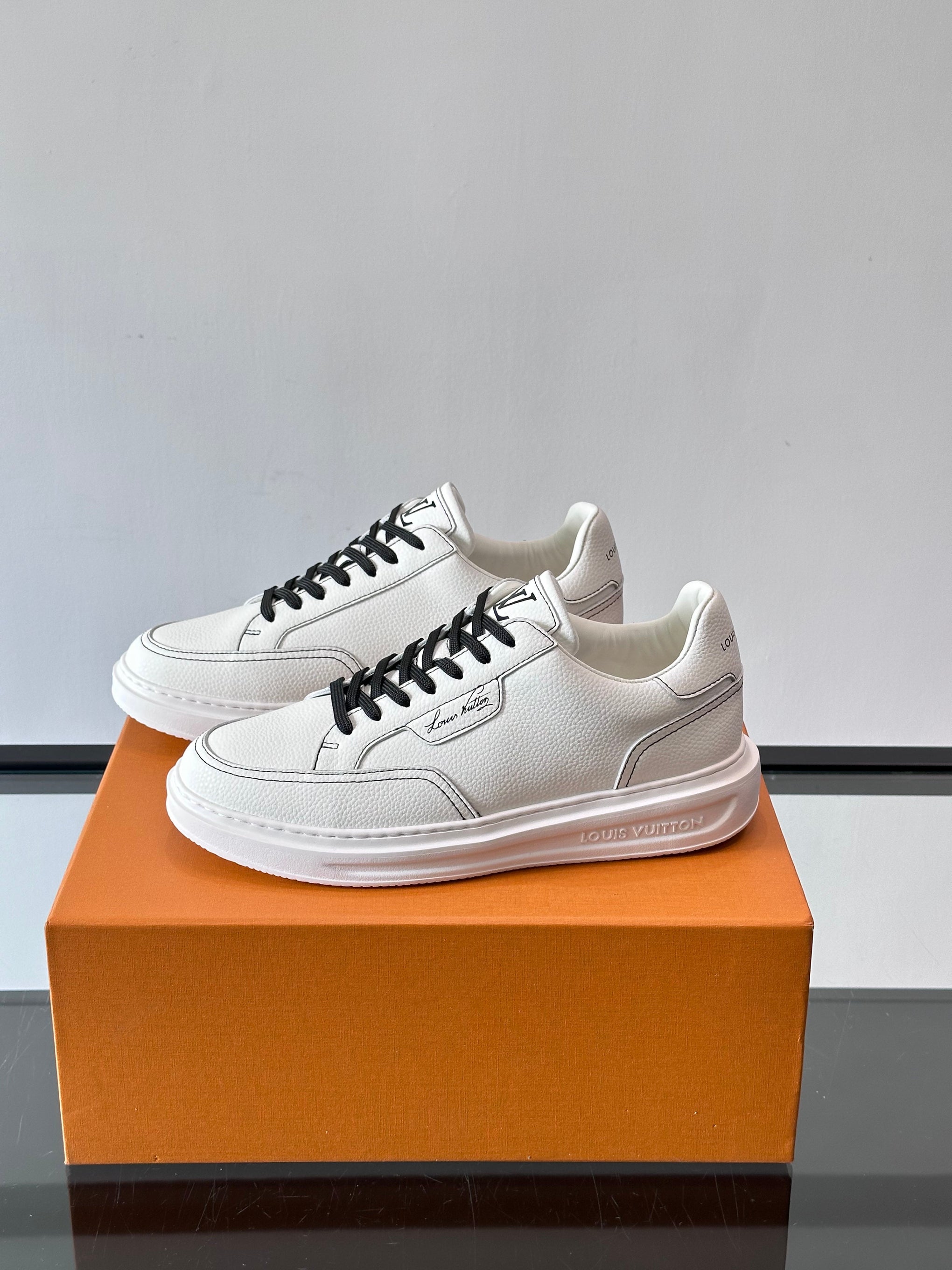 LOU BEVERLY HILLS SNEAKERS