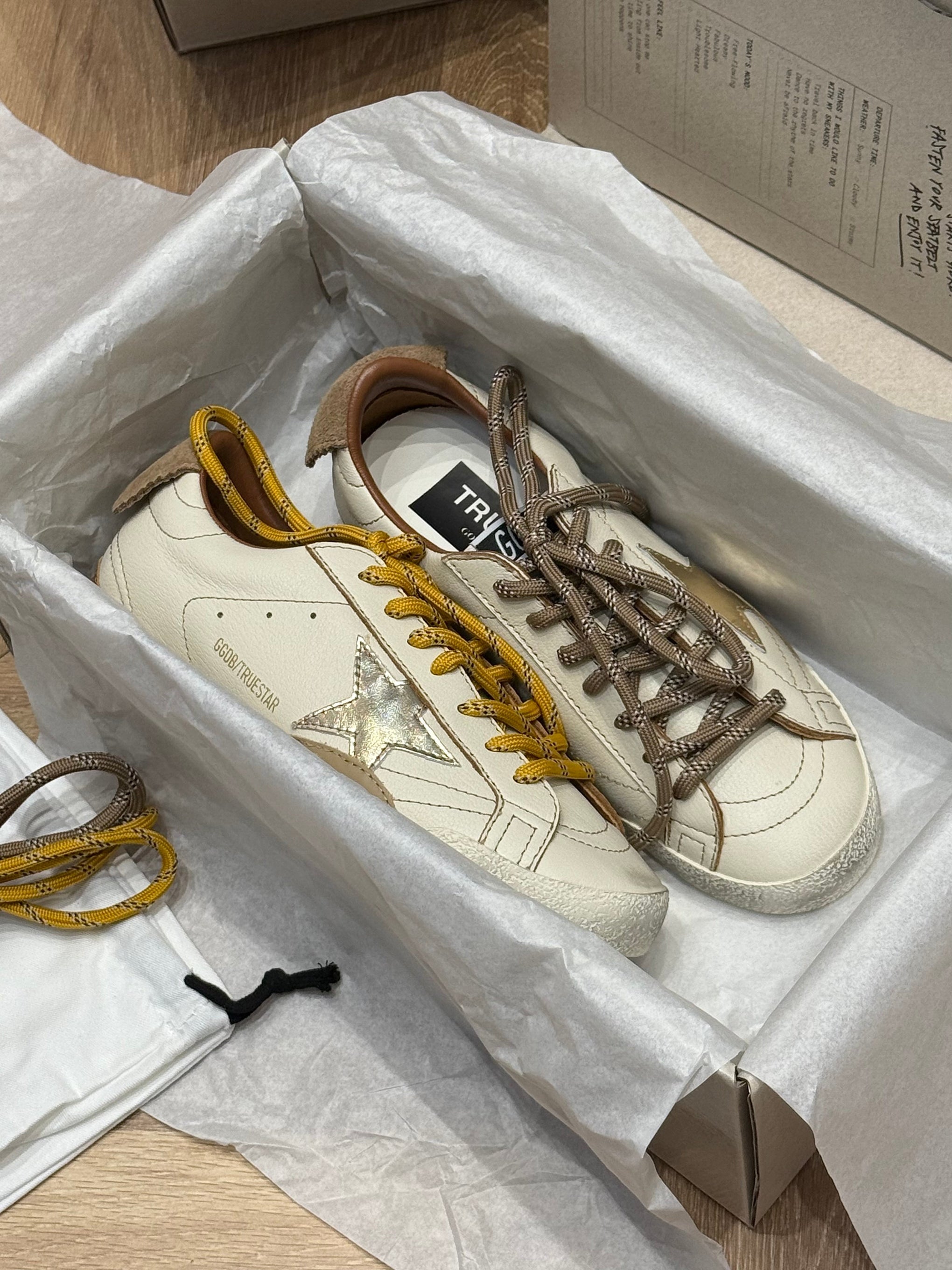 GOLDEN G TRAINERS