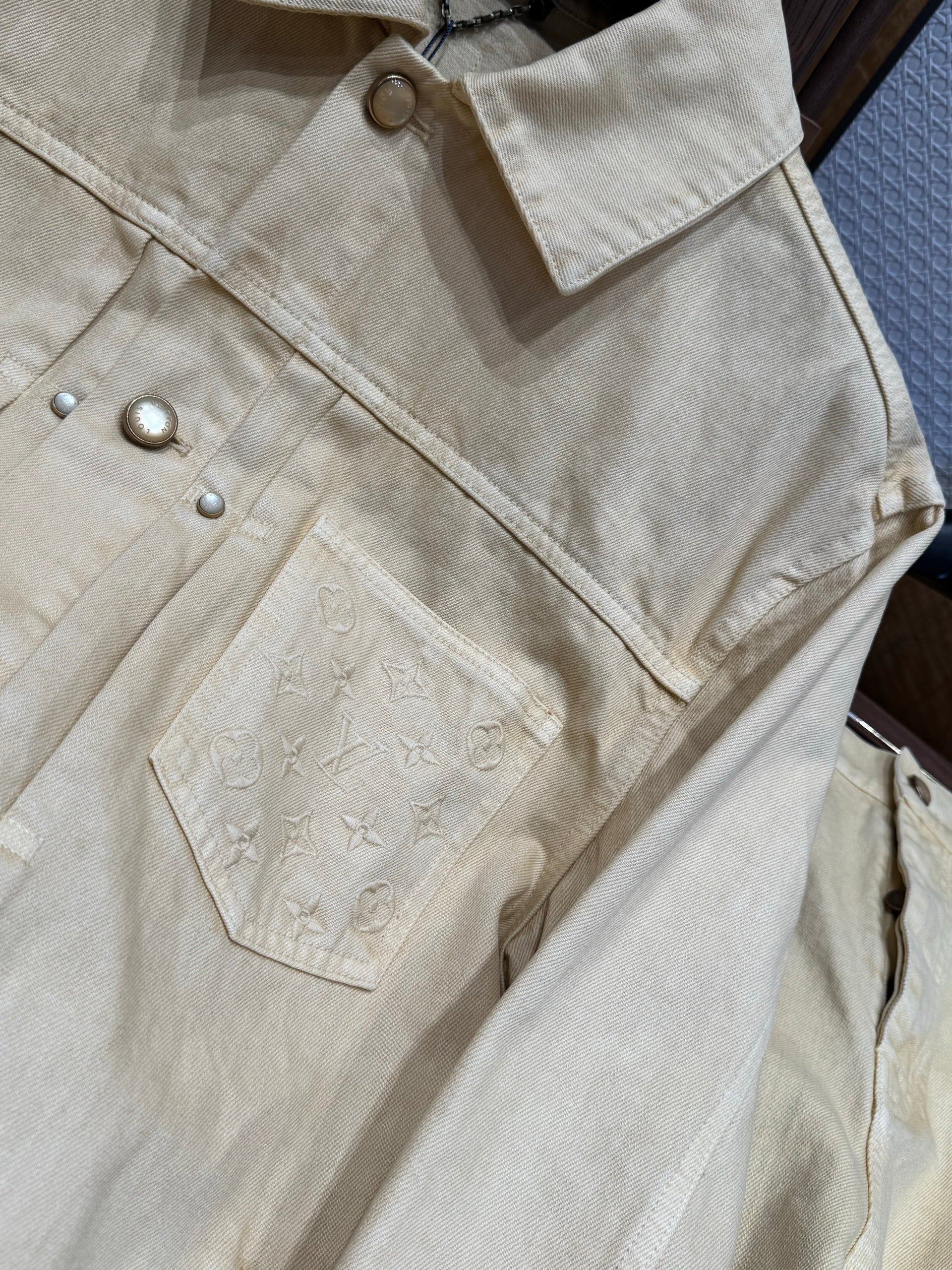 LOU DENIM JACKET