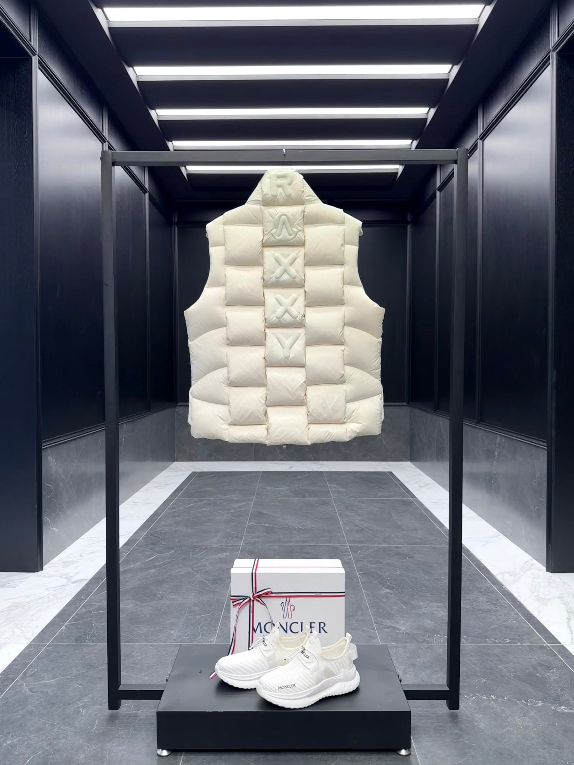 MONC x CHRISTOPHER RAXXY VEST