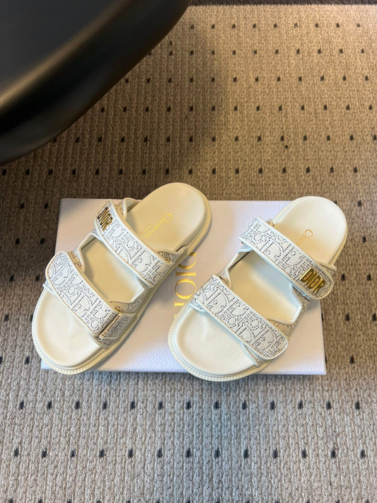CD DIORACT SANDALS