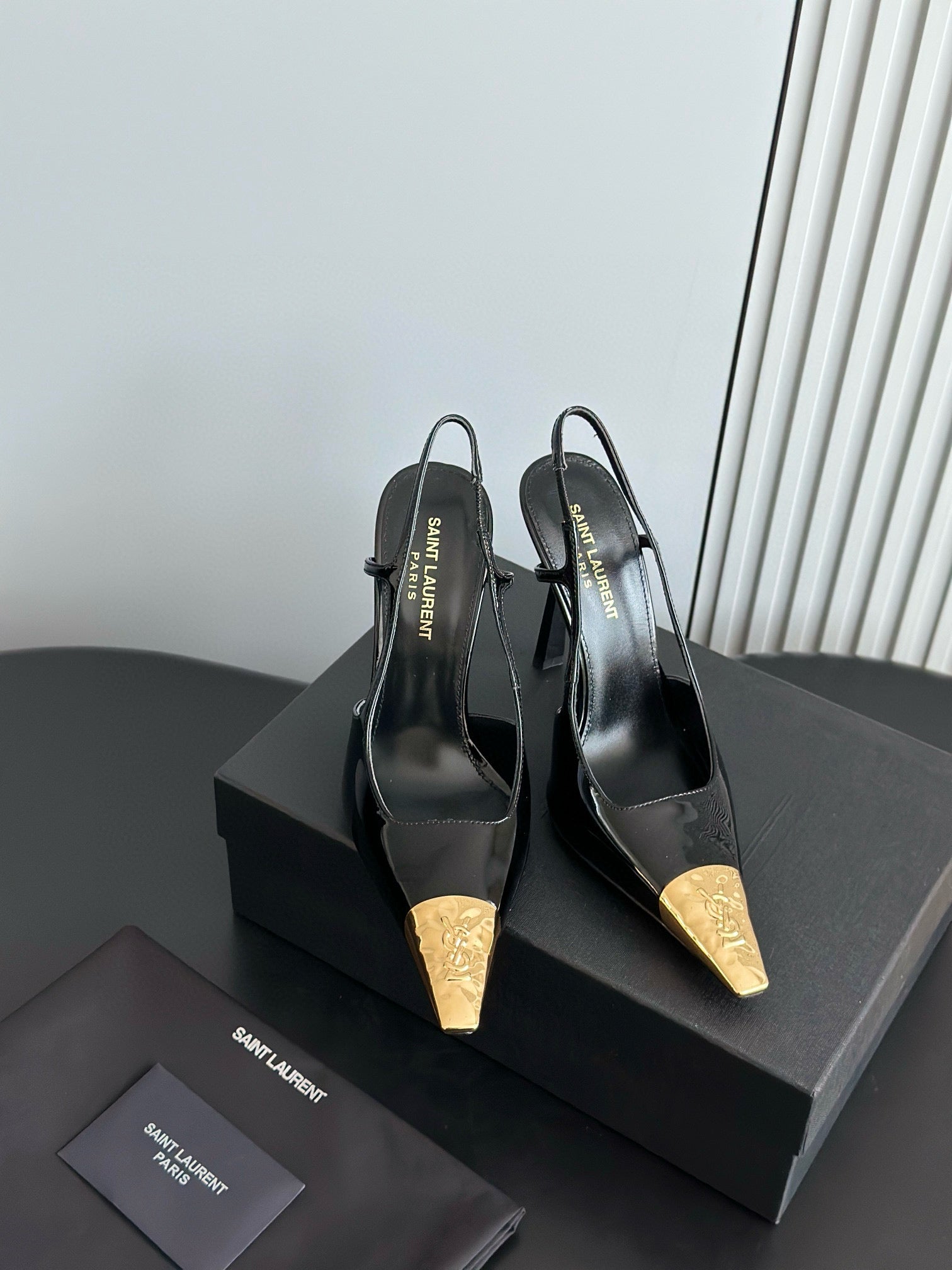 SL HEELS