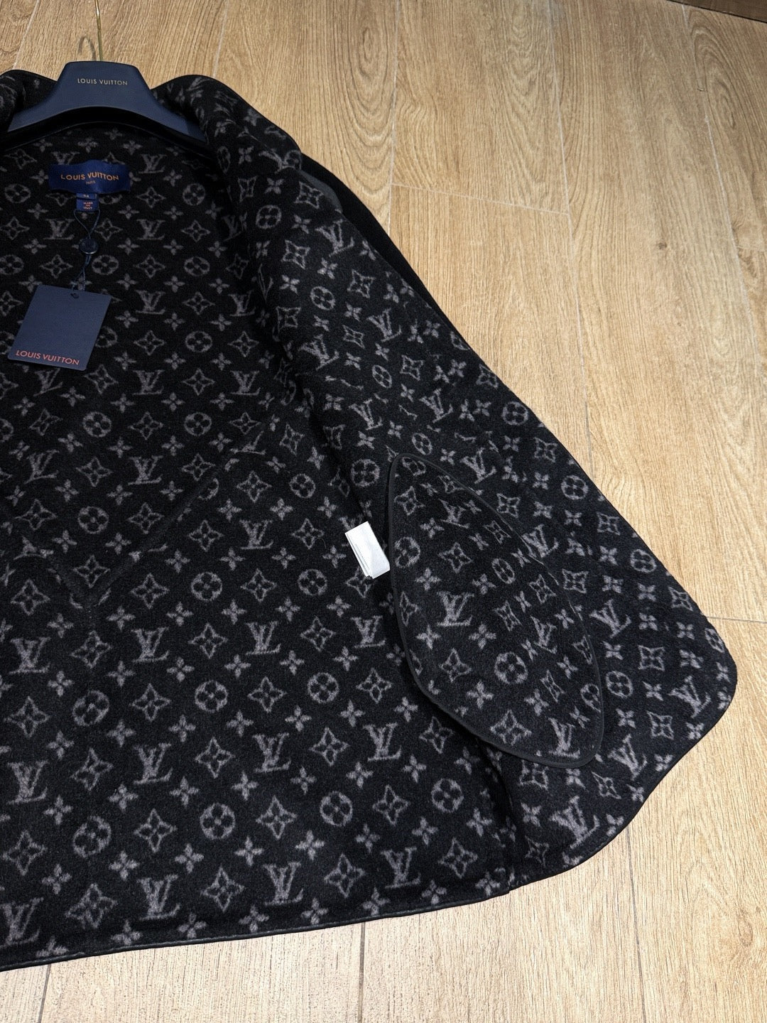 LOU COAT
