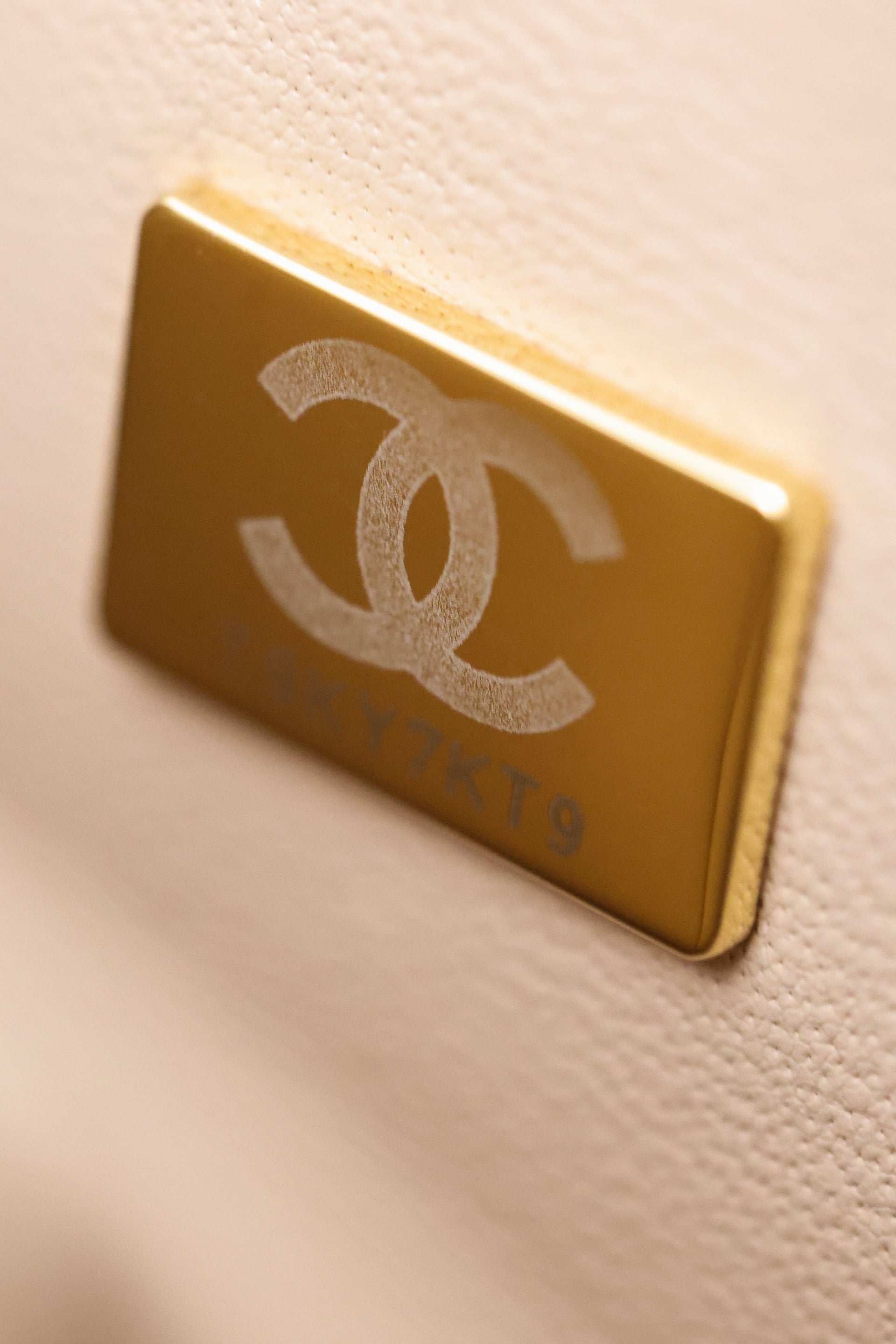 CC CLASSIC FLAP BAG