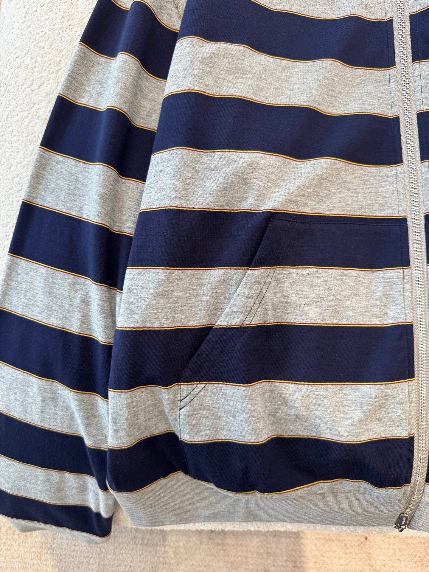 MIU M ZIP HOODIE