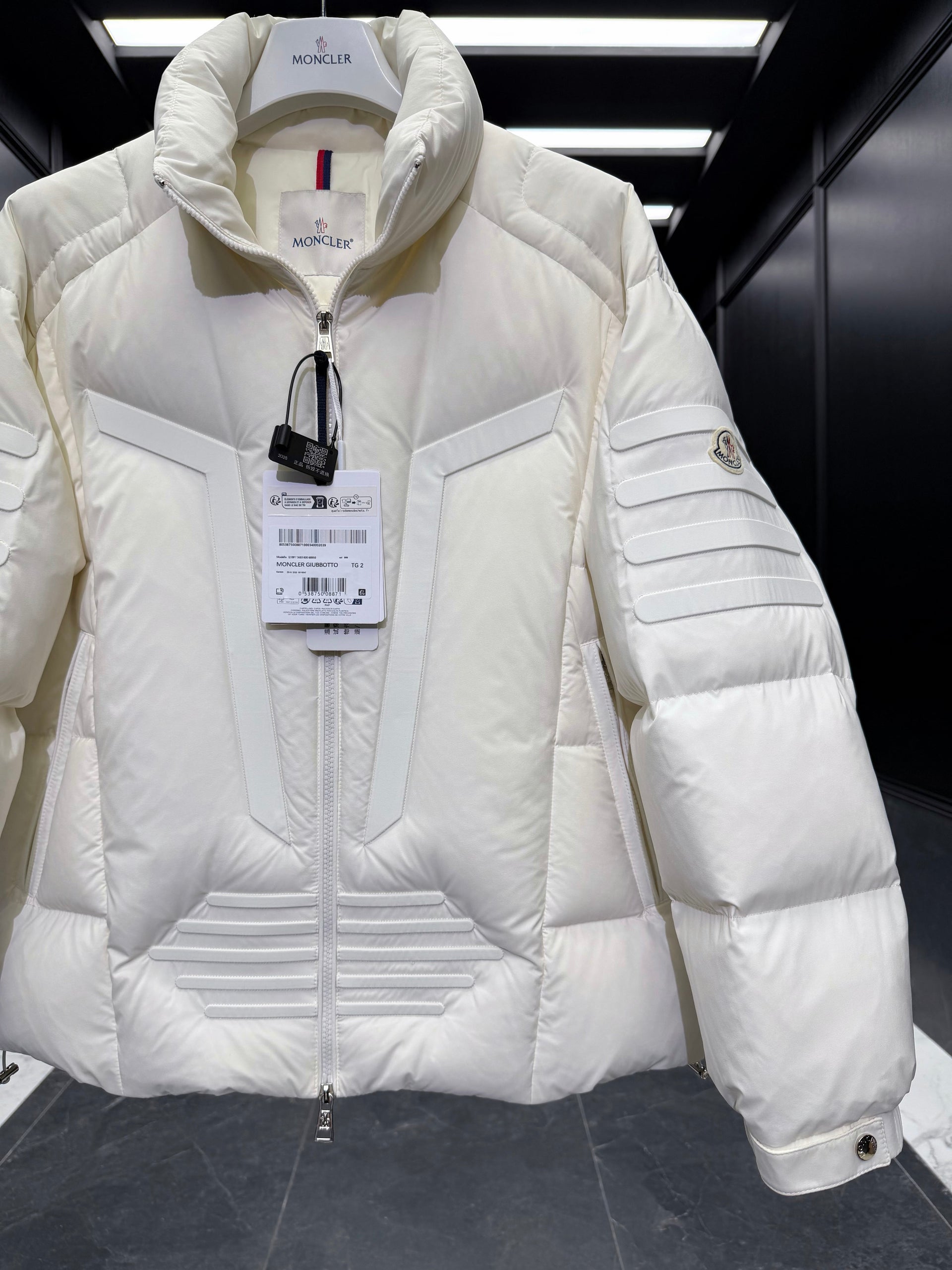 MONC MATT BLACK JACKET