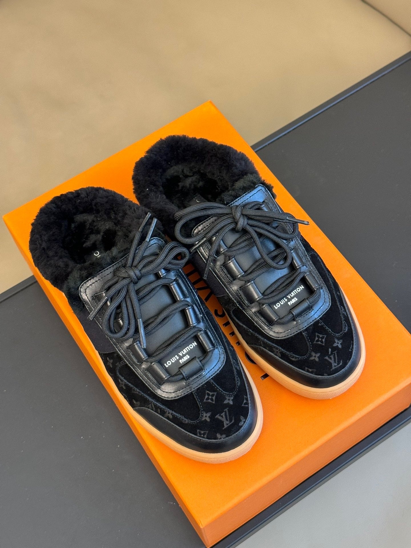 LOU OPEN BACK SNEAKERS