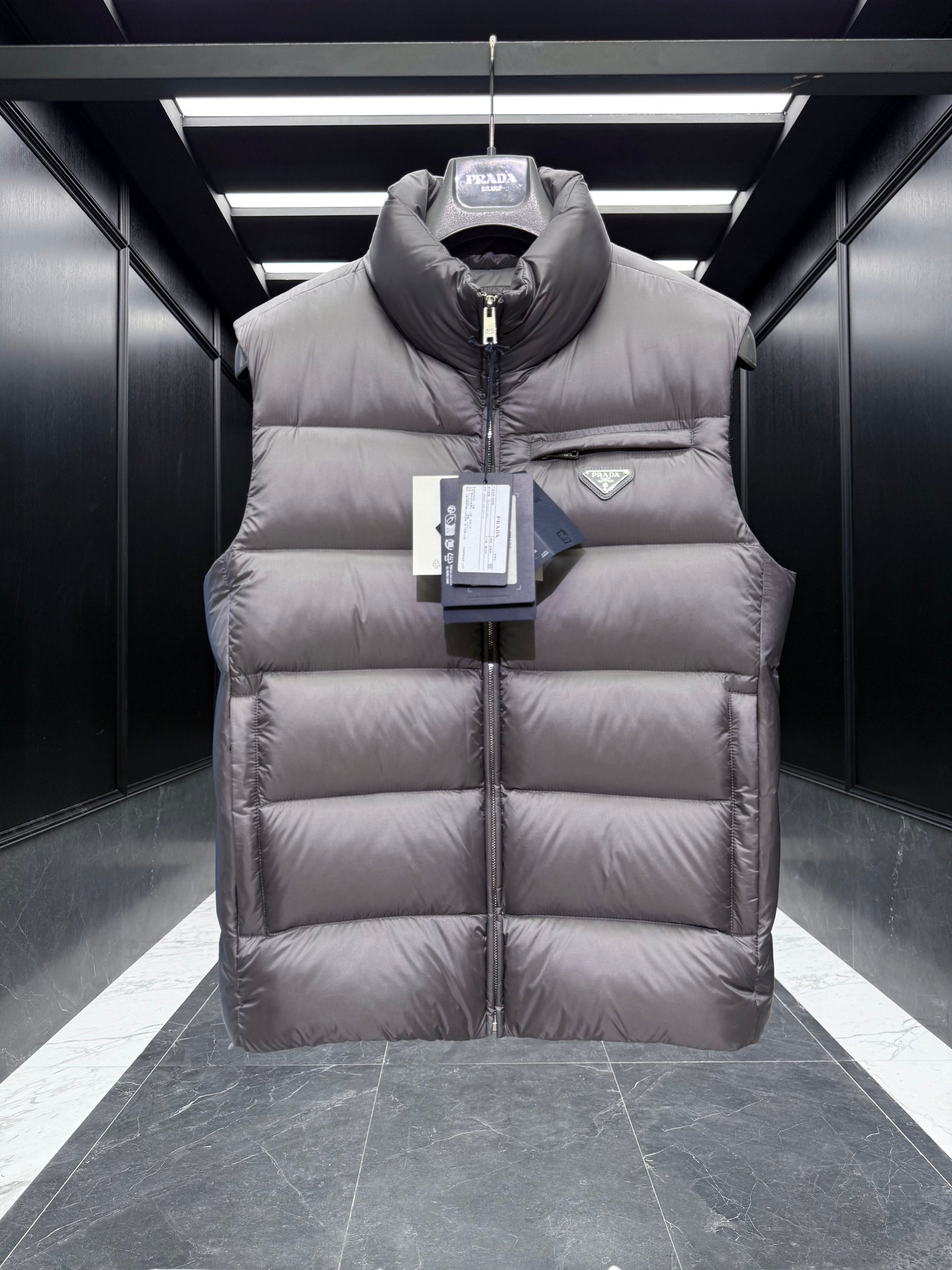 PD VEST