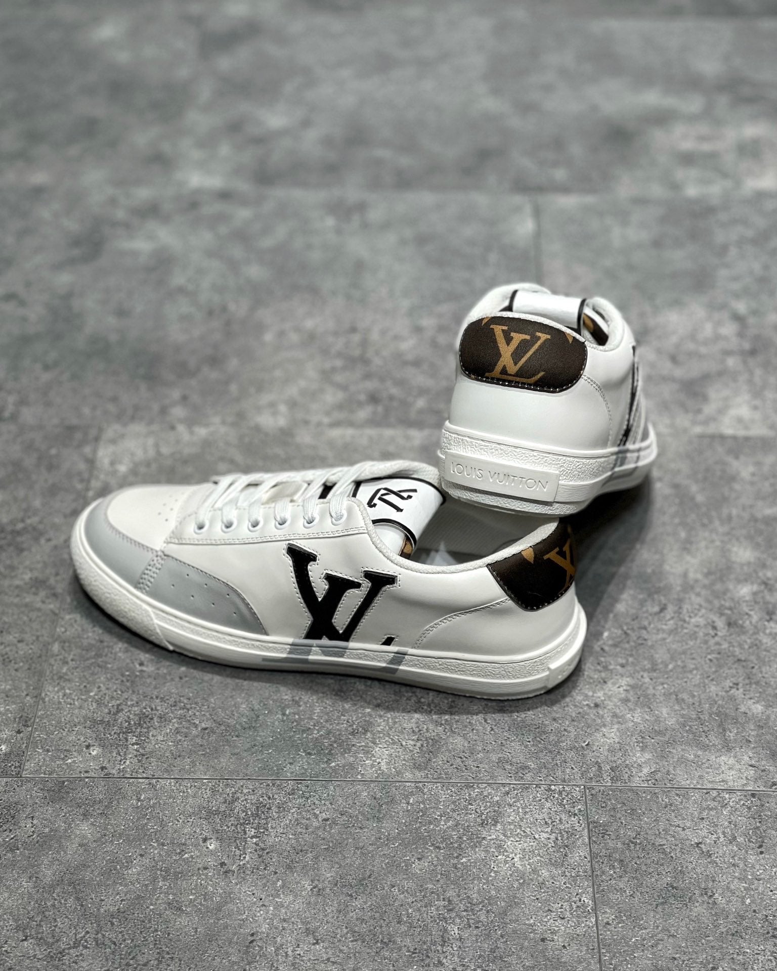 LOU TRAINERS