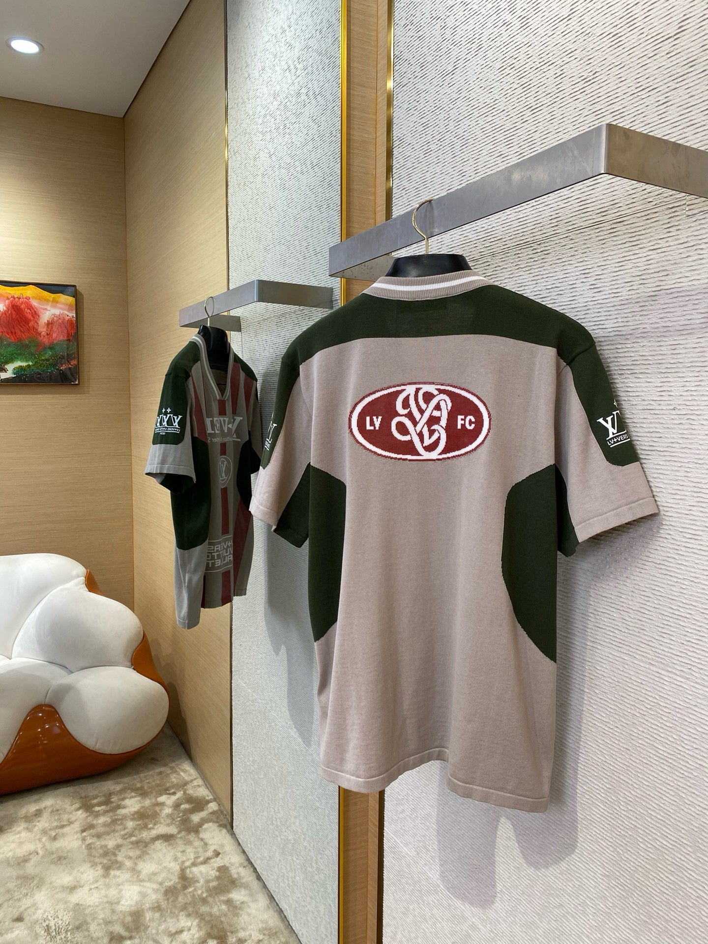 LOU T-SHIRT