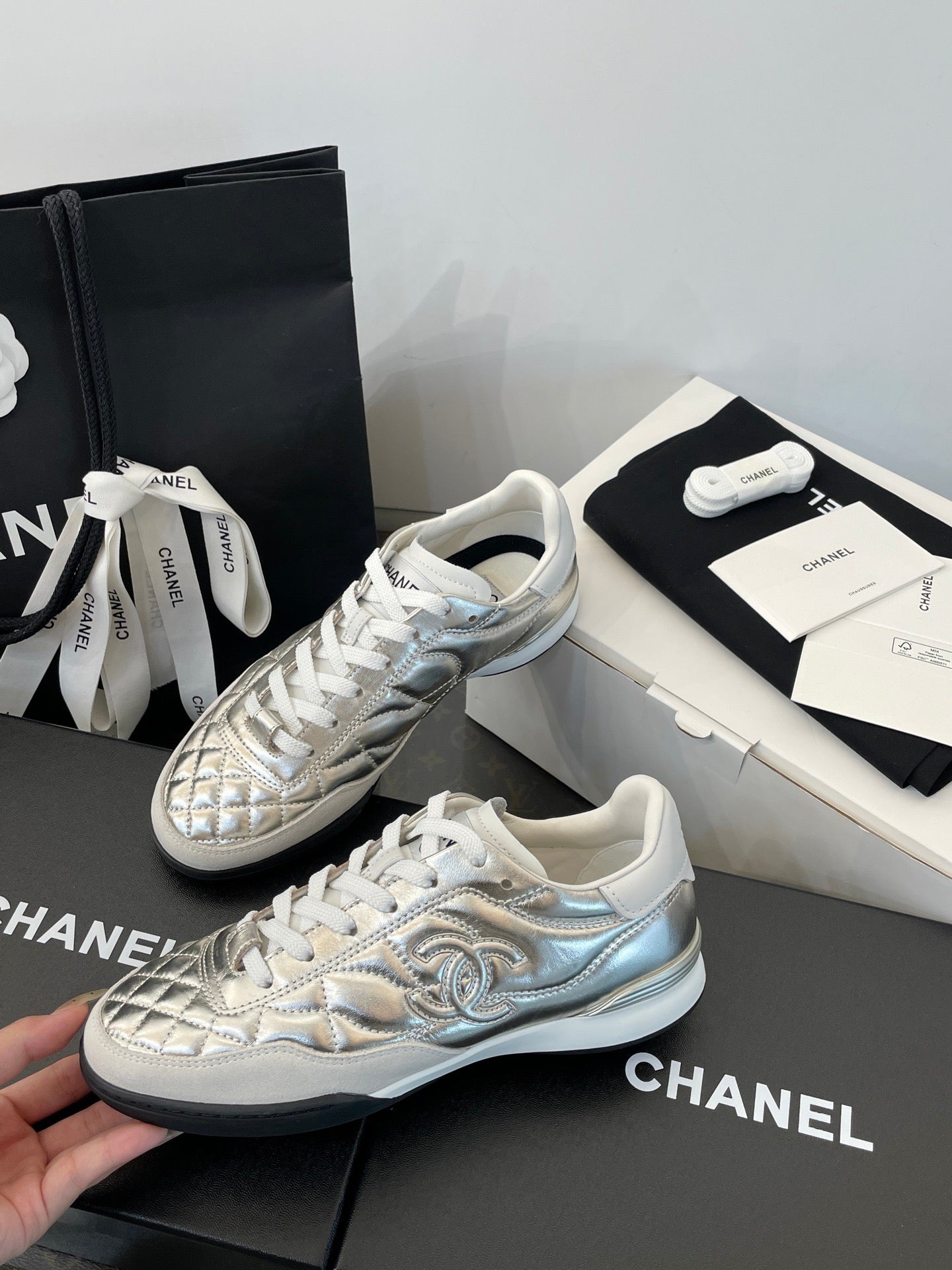 CC SNEAKER