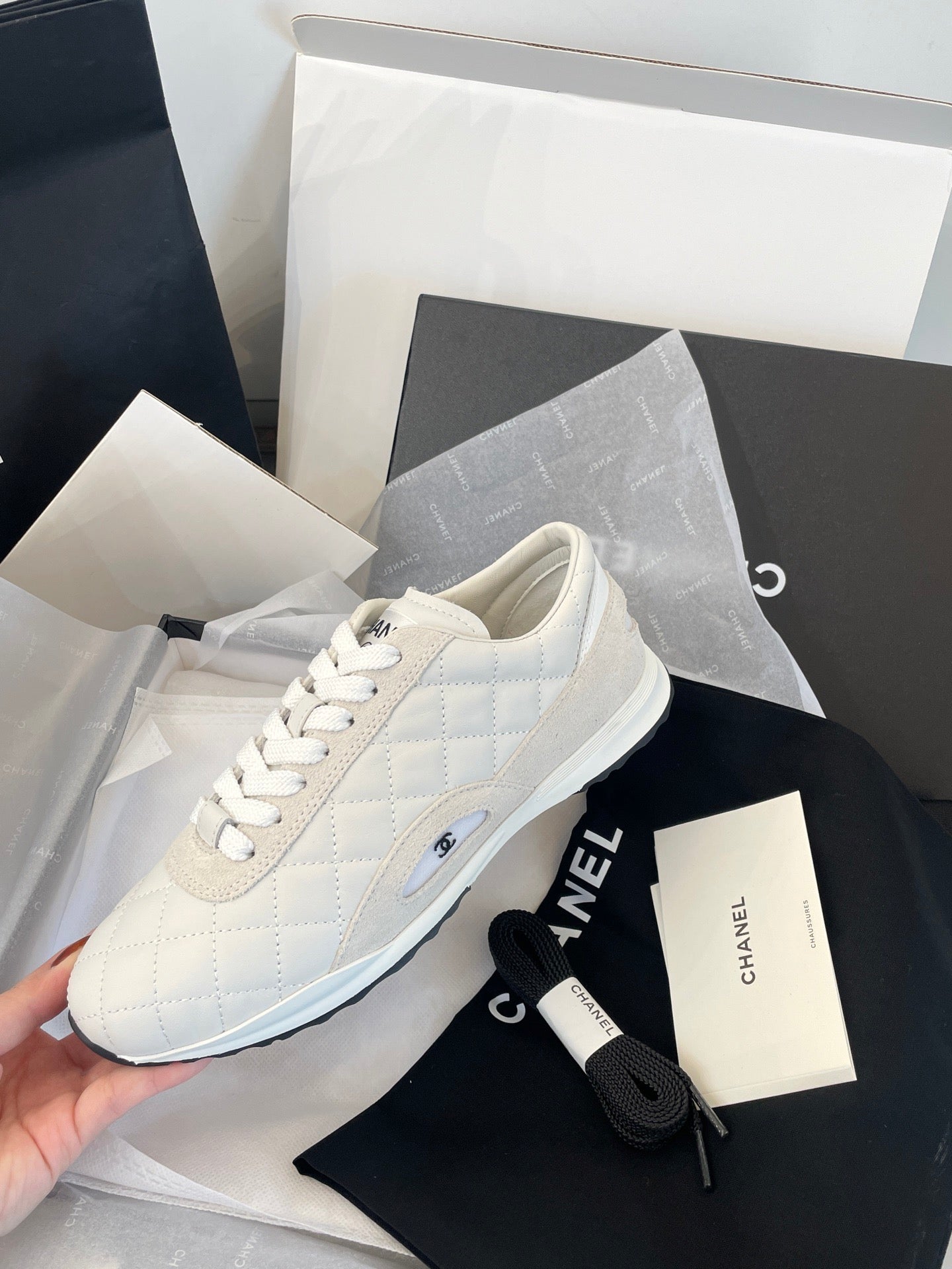 CC SNEAKER