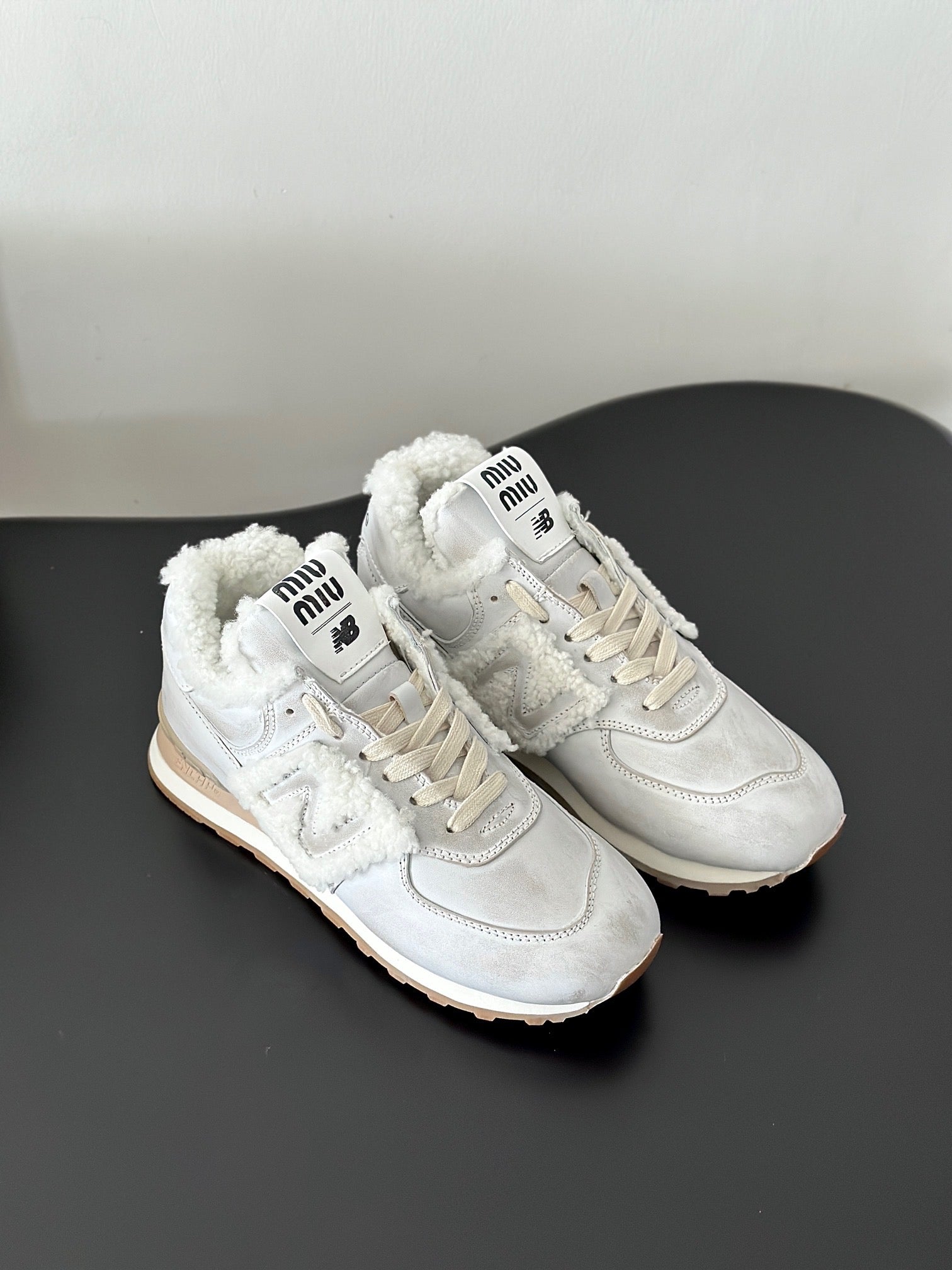 MIU M x NEW BALANCE TRAINERS