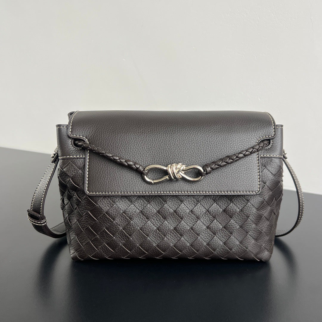 BOTT V SMALL ANDIAMO MESSENGER BAG