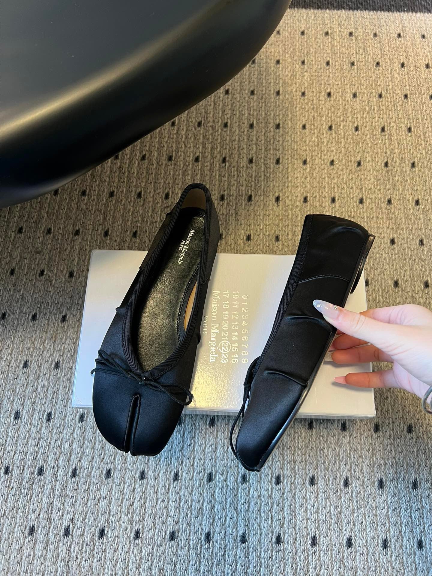 MAISON M TABI BALLET FLATS
