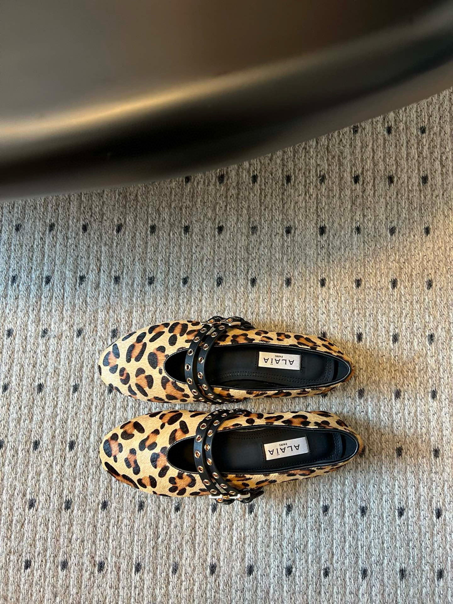 ALAIA BALLET FLATS