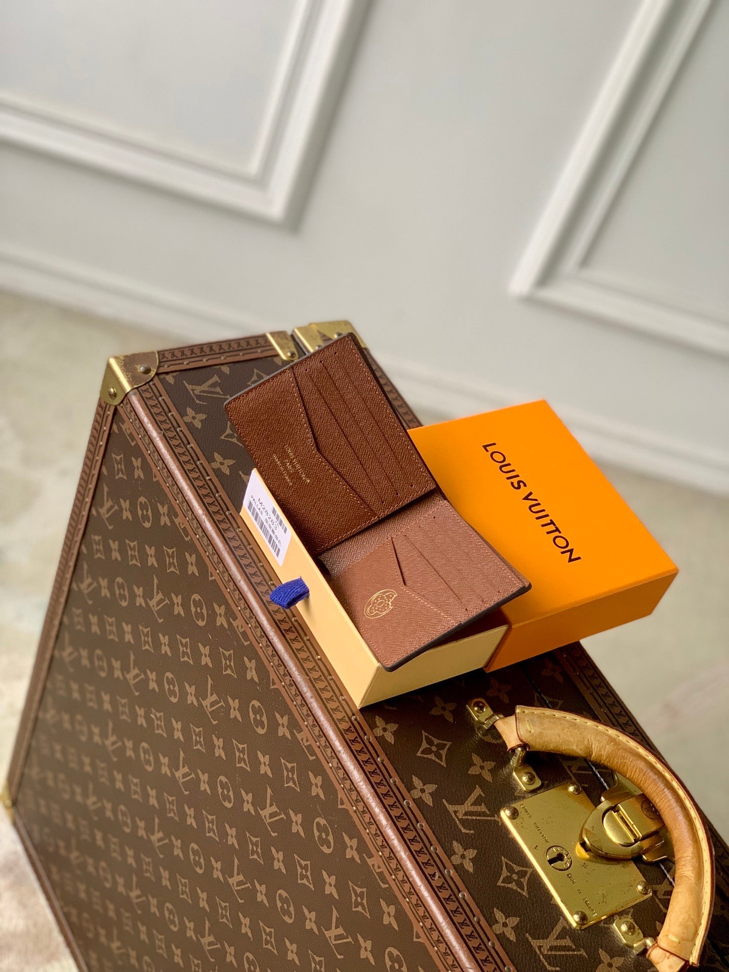 LOU SLENDER WALLET
