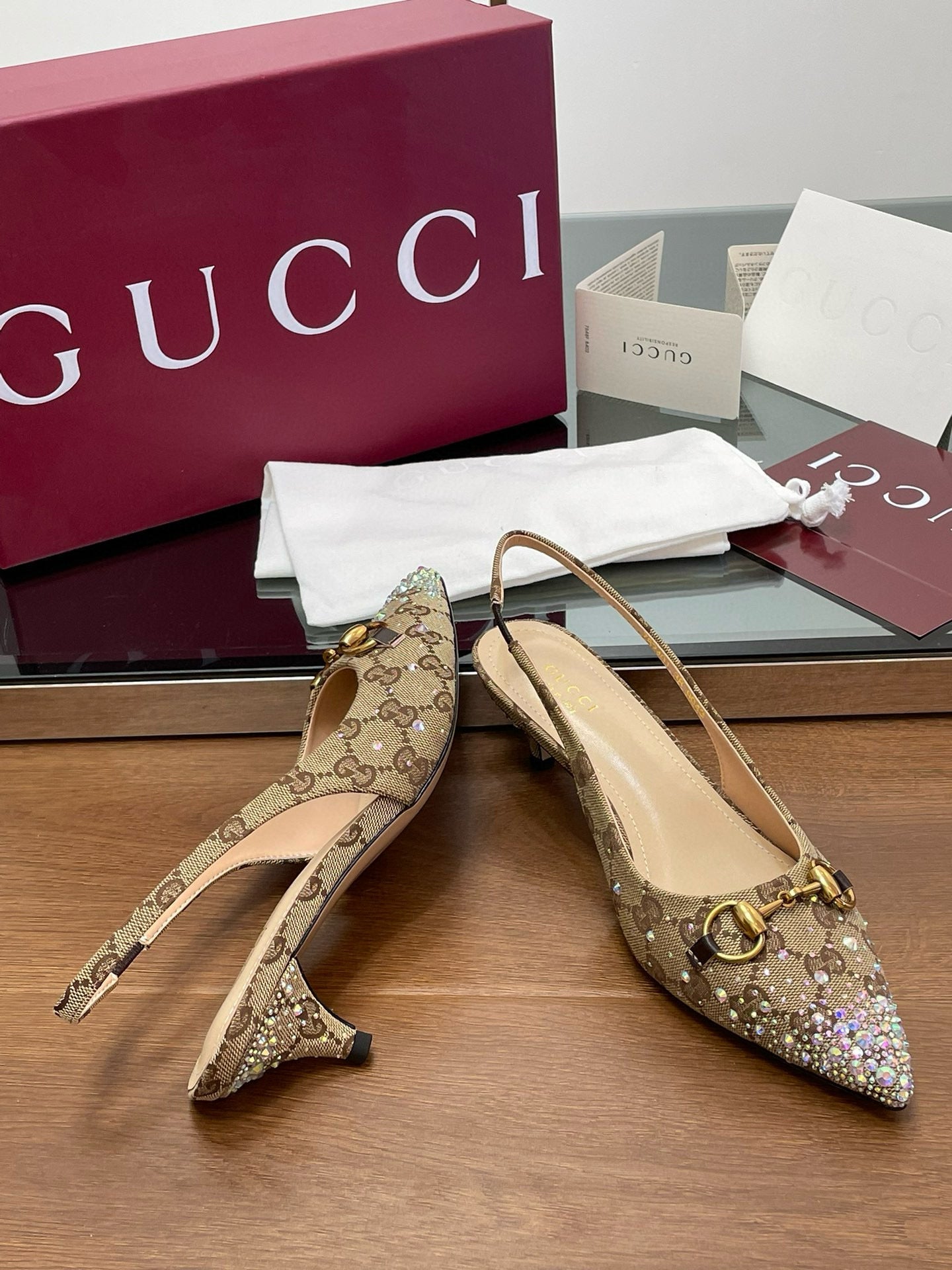 GG HEELS