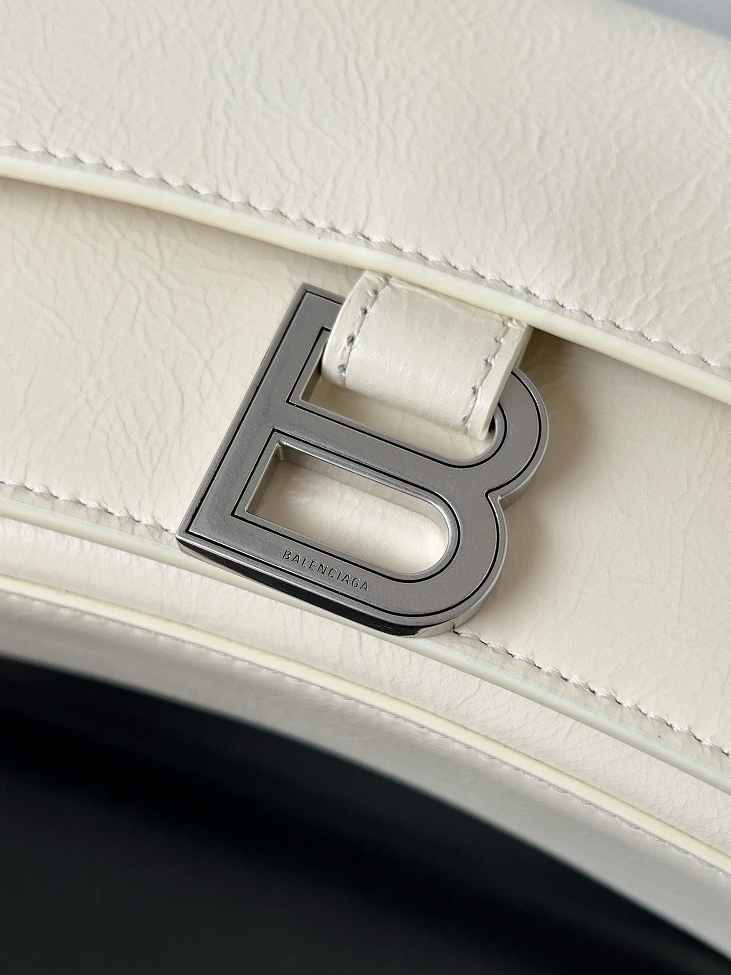 BAL SMALL CRUSH BAG