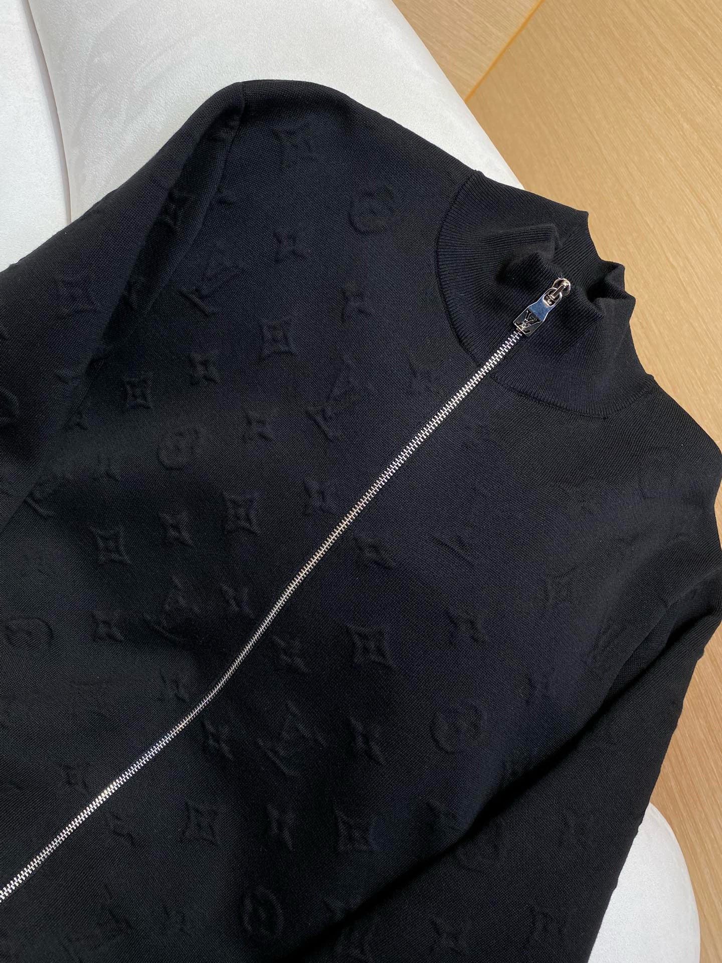LOU ZIP JUMPER