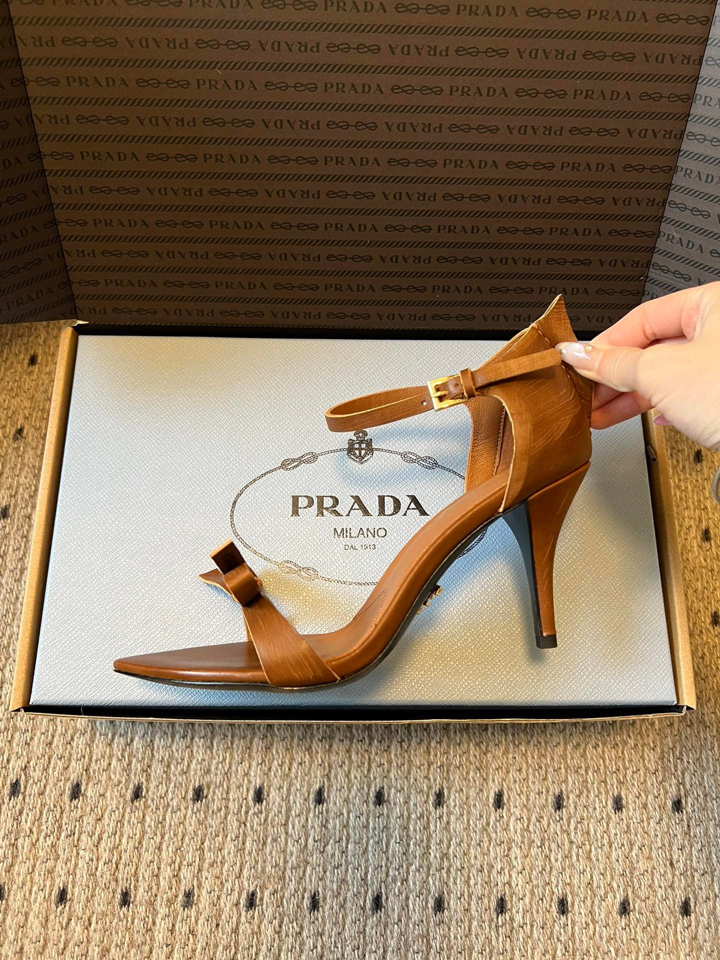 PD HEELS