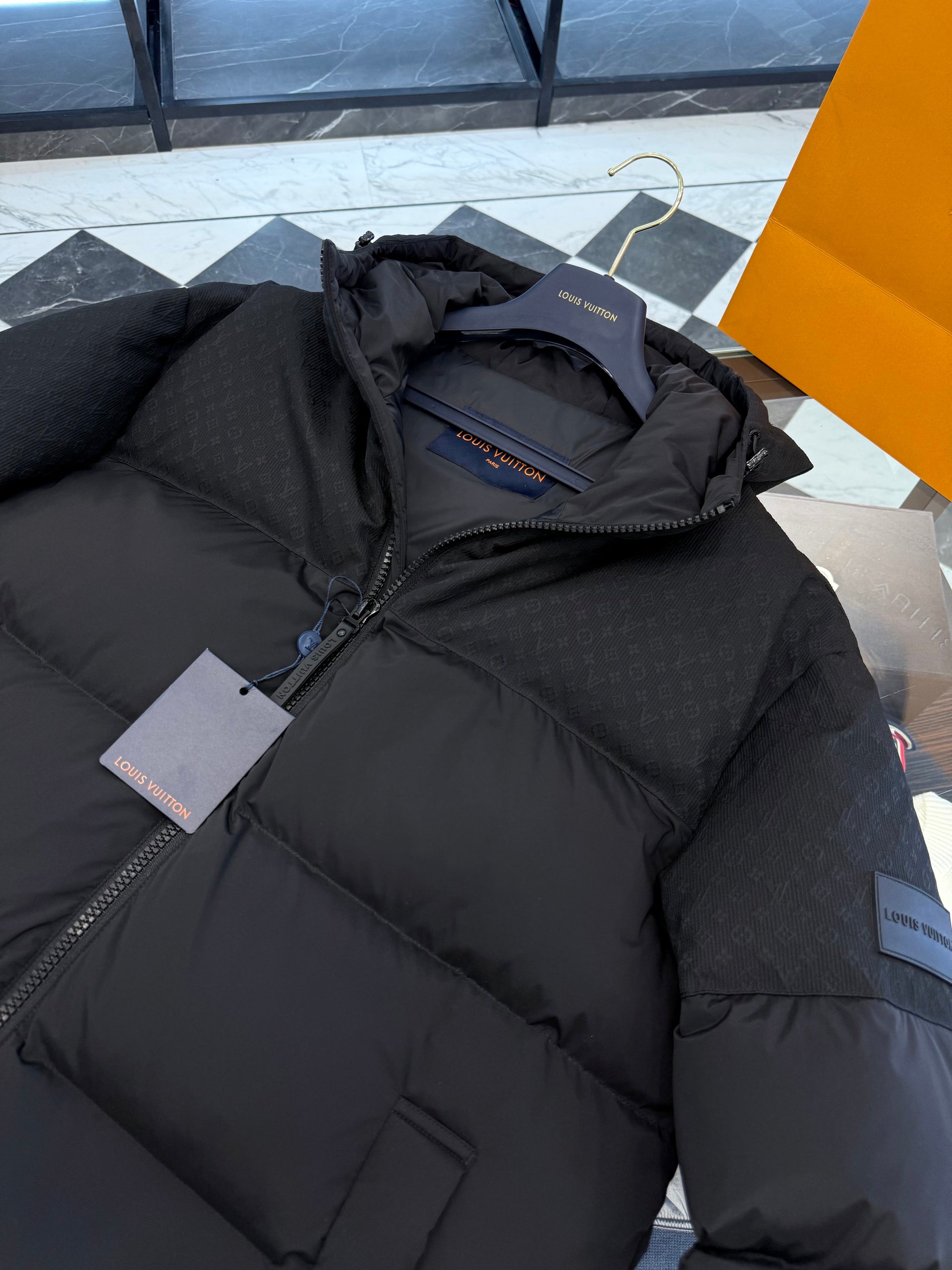 LOU COAT