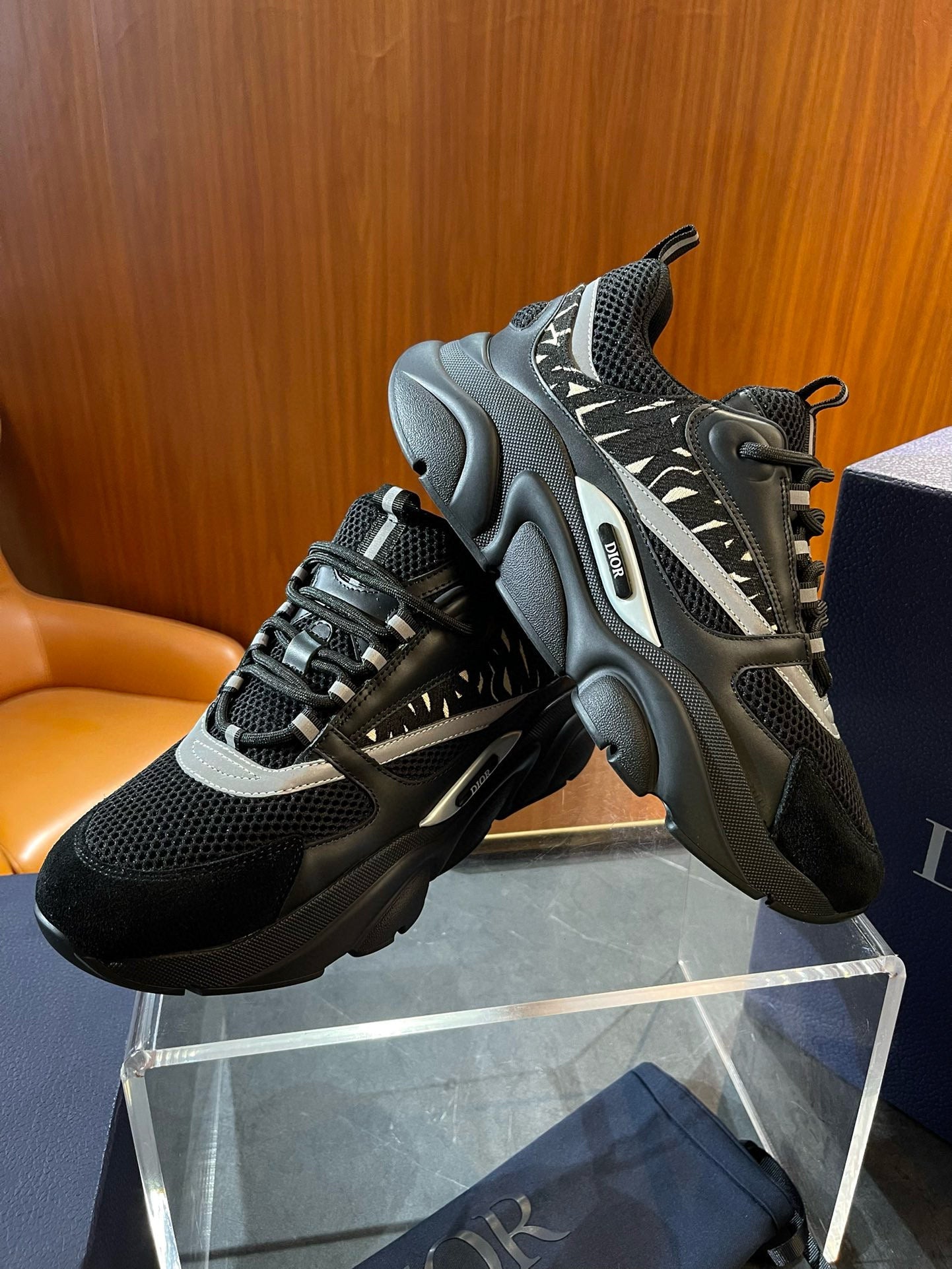 CD B22 SNEAKERS