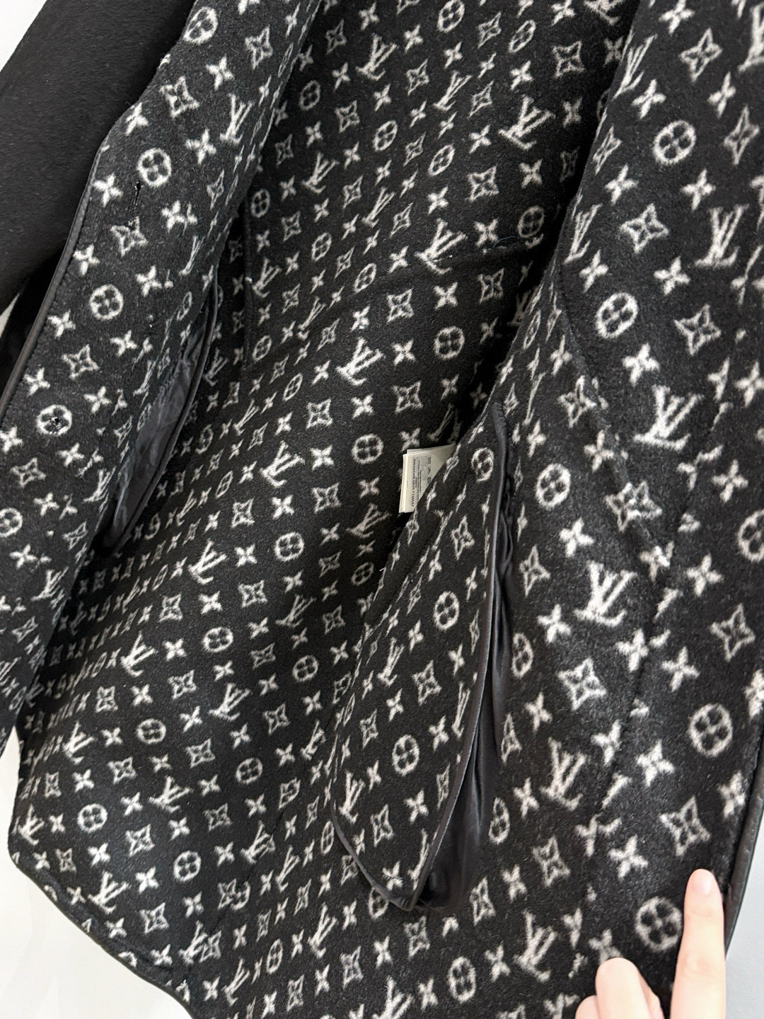 LOU COAT