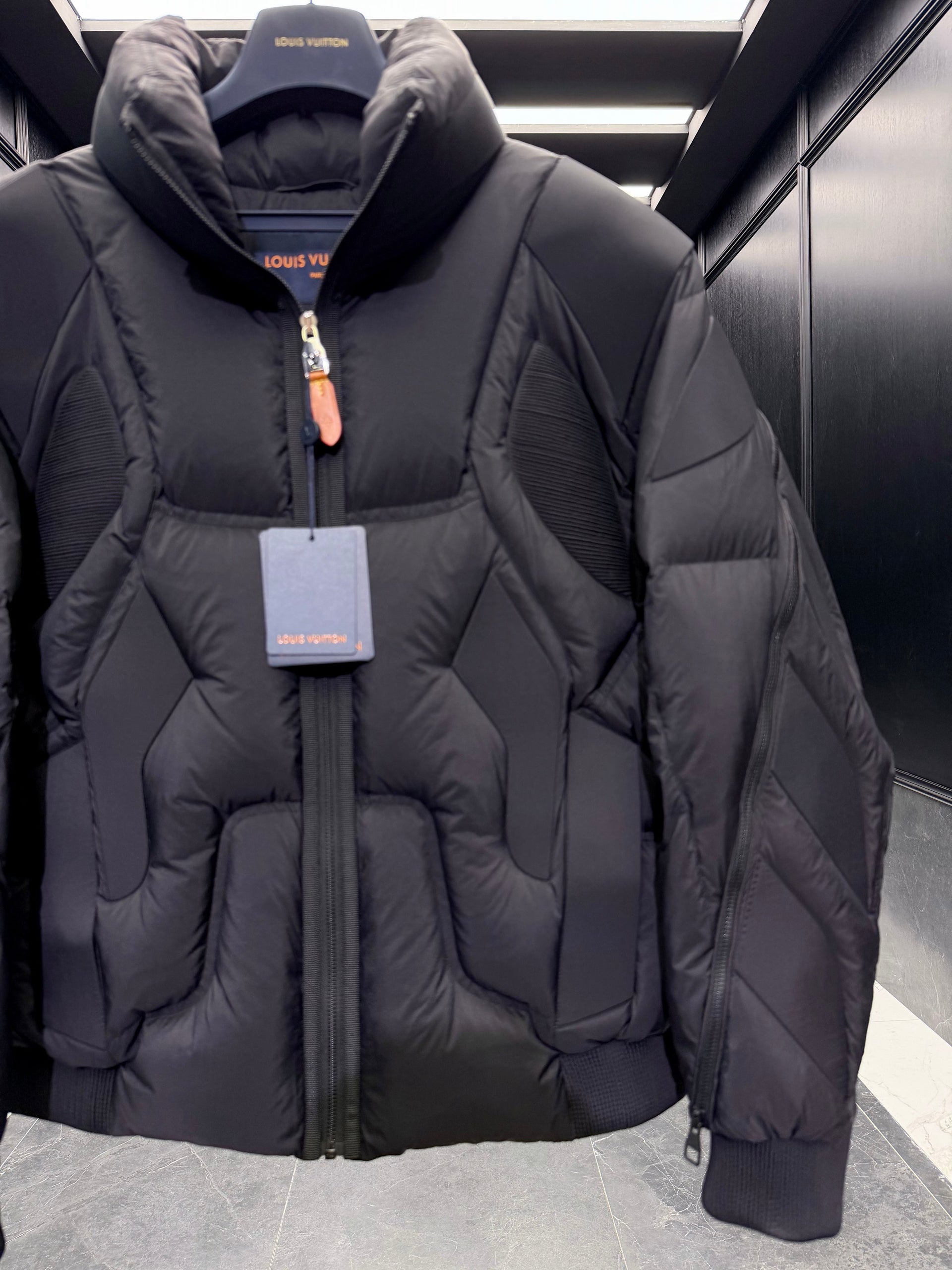 LOU JACKET