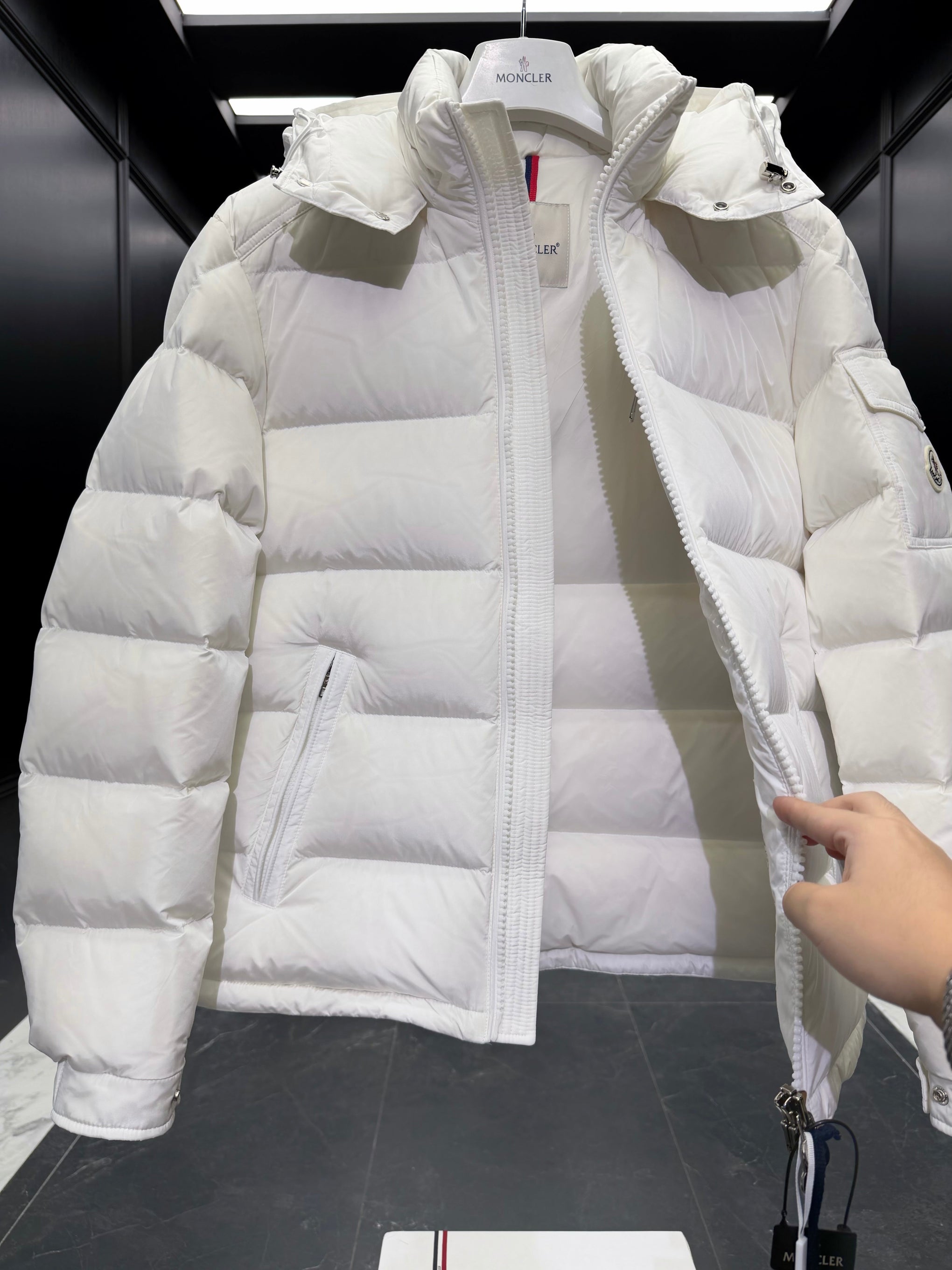 MONC MAYA JACKET