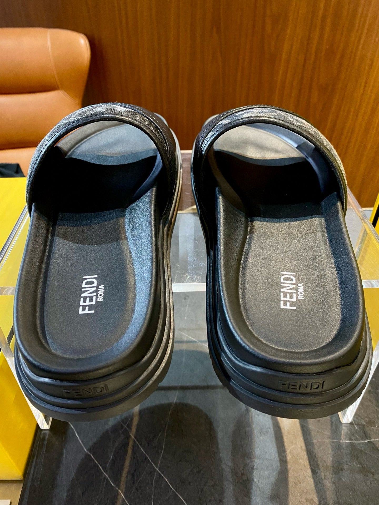 FEN SANDALS
