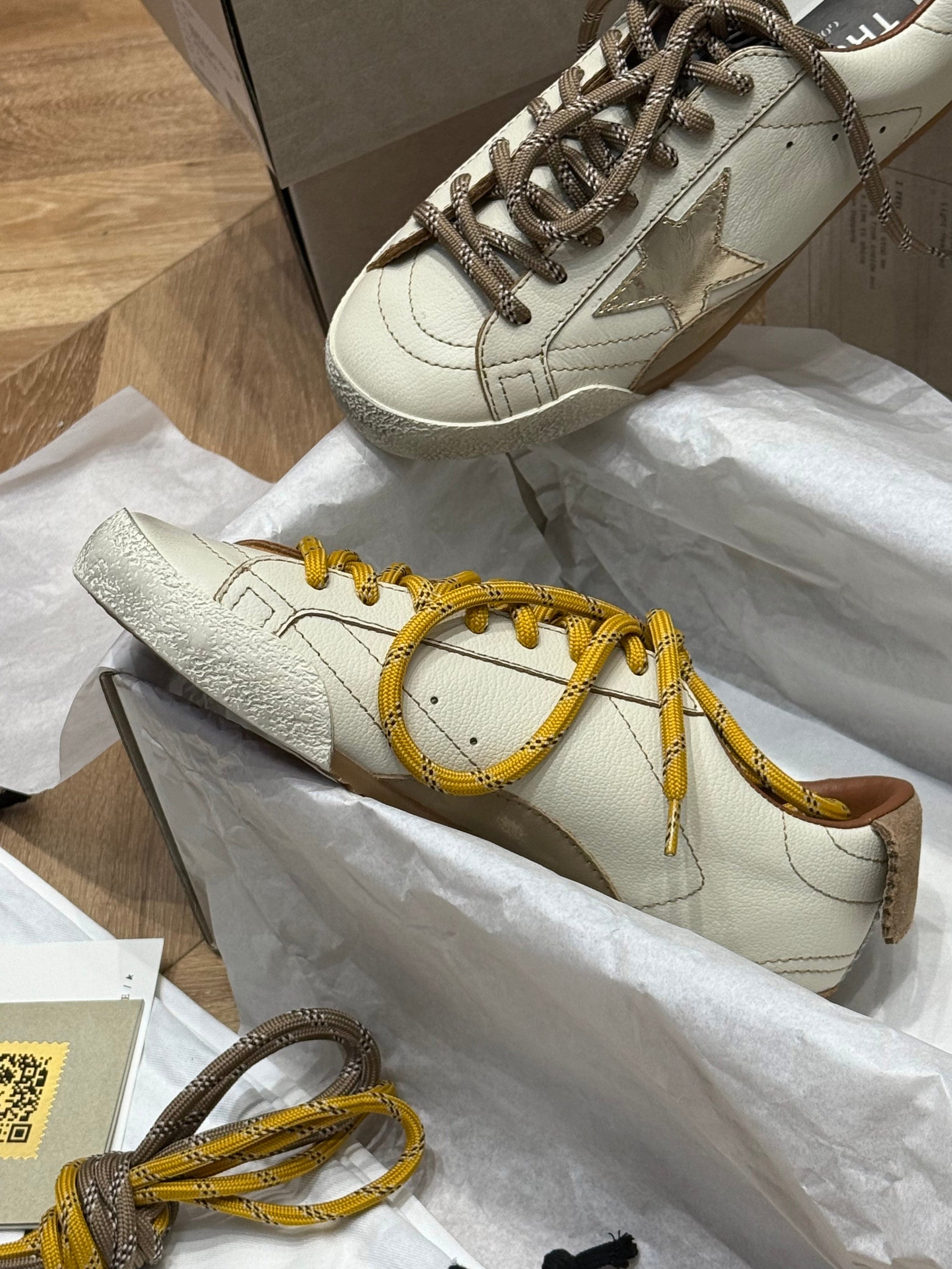 GOLDEN G TRAINERS